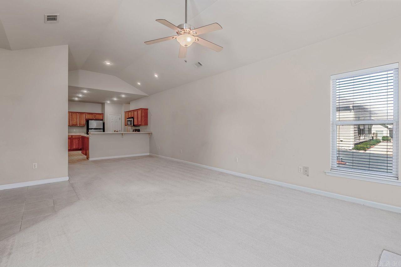 MOUNTAIN TERRACE ESTATES TOWNHOM - Residential