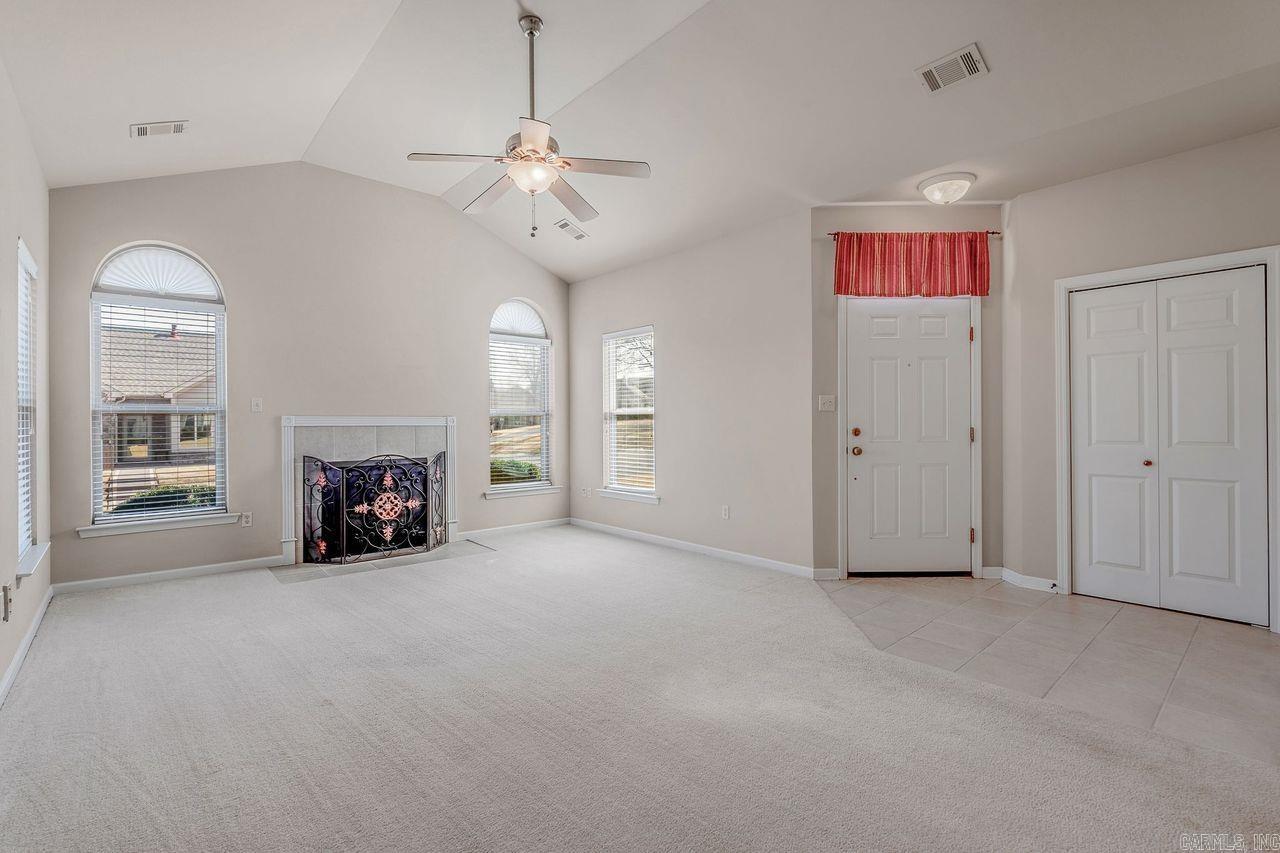 MOUNTAIN TERRACE ESTATES TOWNHOM - Residential