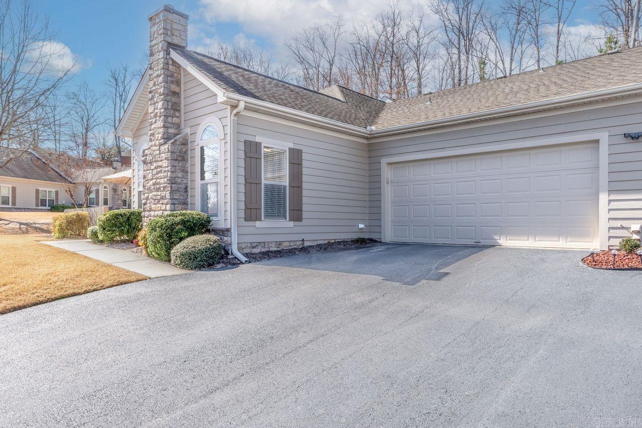 MOUNTAIN TERRACE ESTATES TOWNHOM - Residential