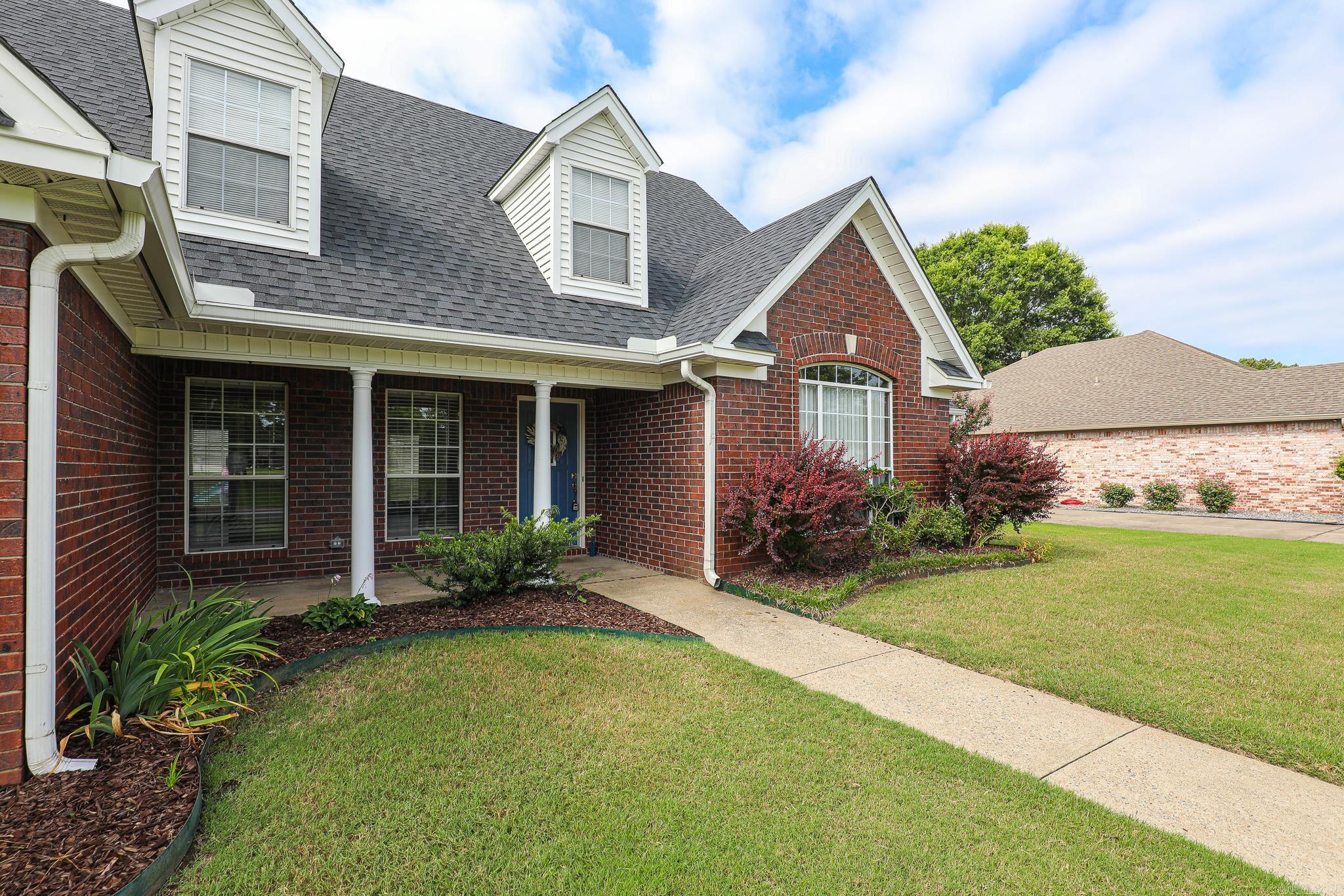 WOODLAND PARK - Residential