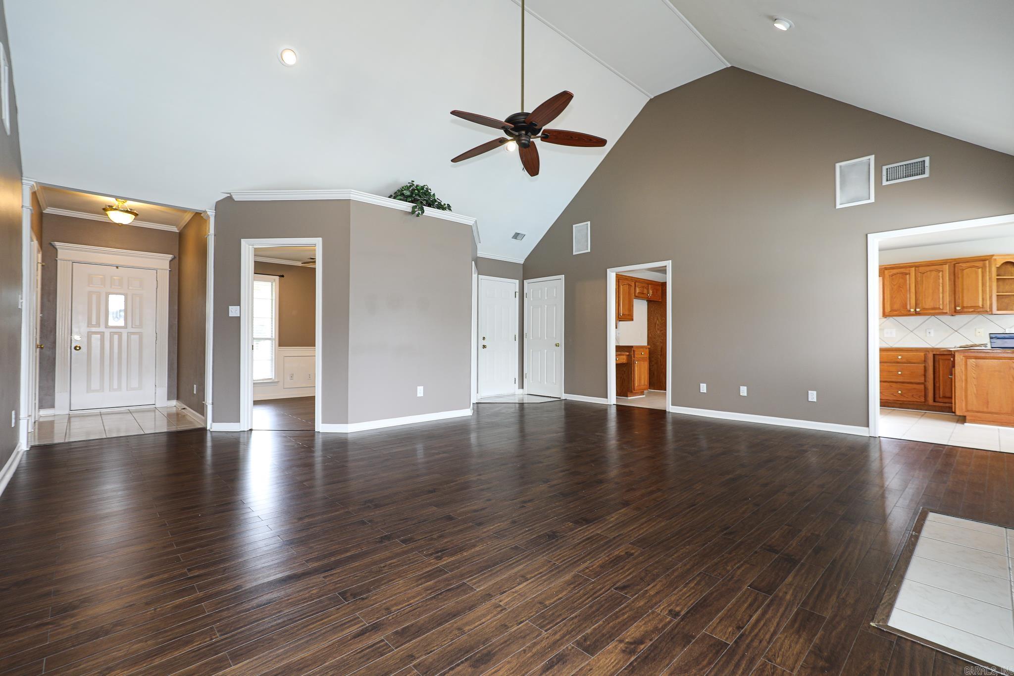 WOODLAND PARK - Residential