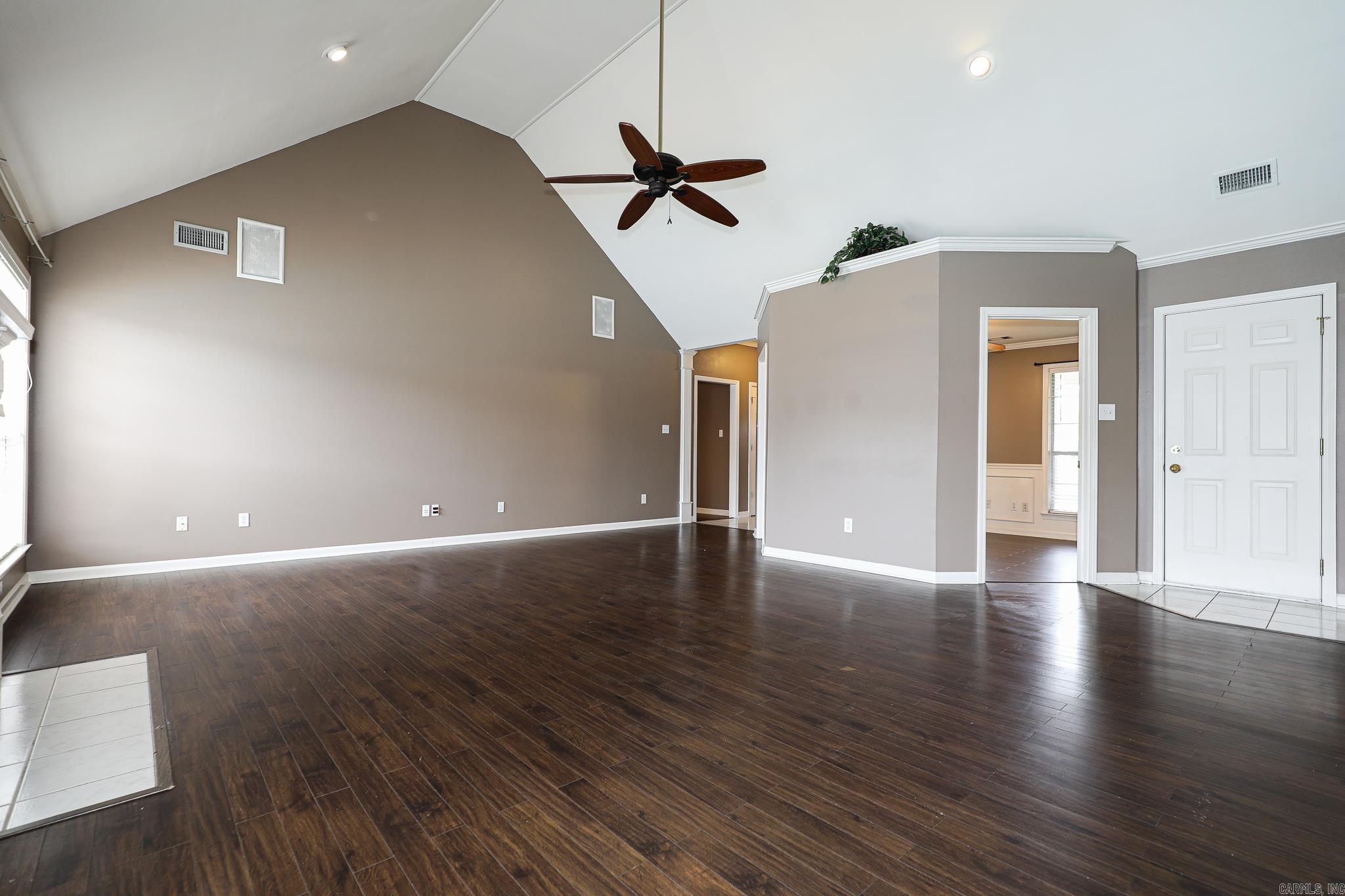 WOODLAND PARK - Residential