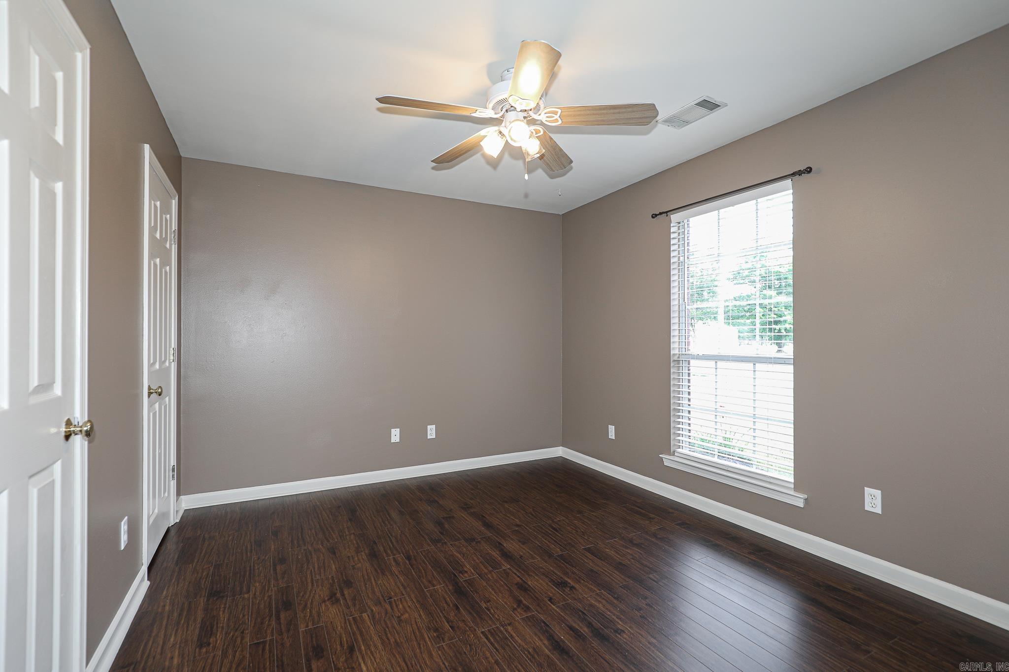 WOODLAND PARK - Residential