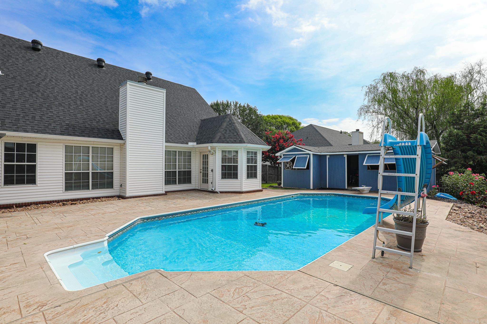 WOODLAND PARK - Residential