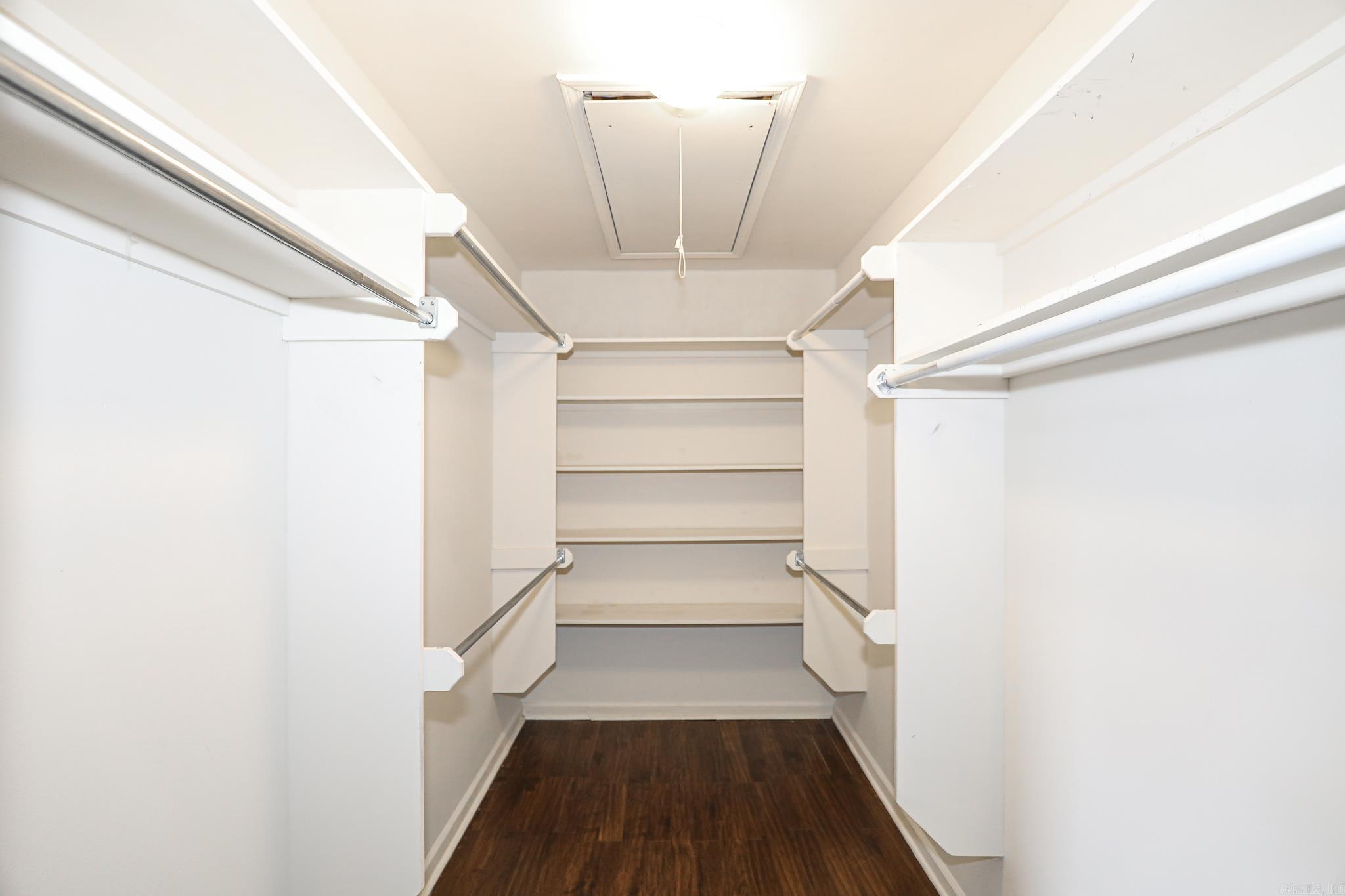 WOODLAND PARK - Residential