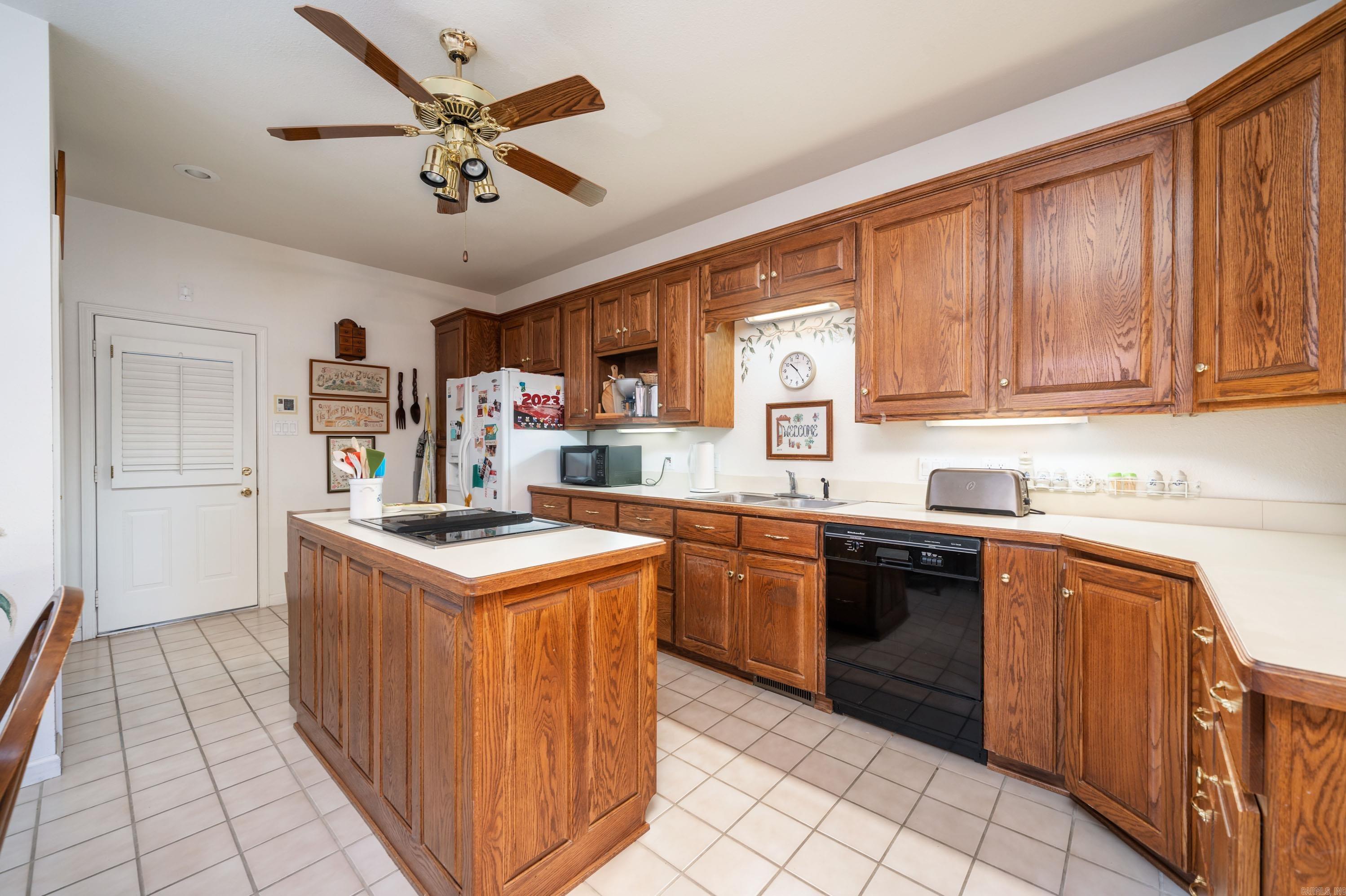 STRATFORD GREEN HPR - Residential