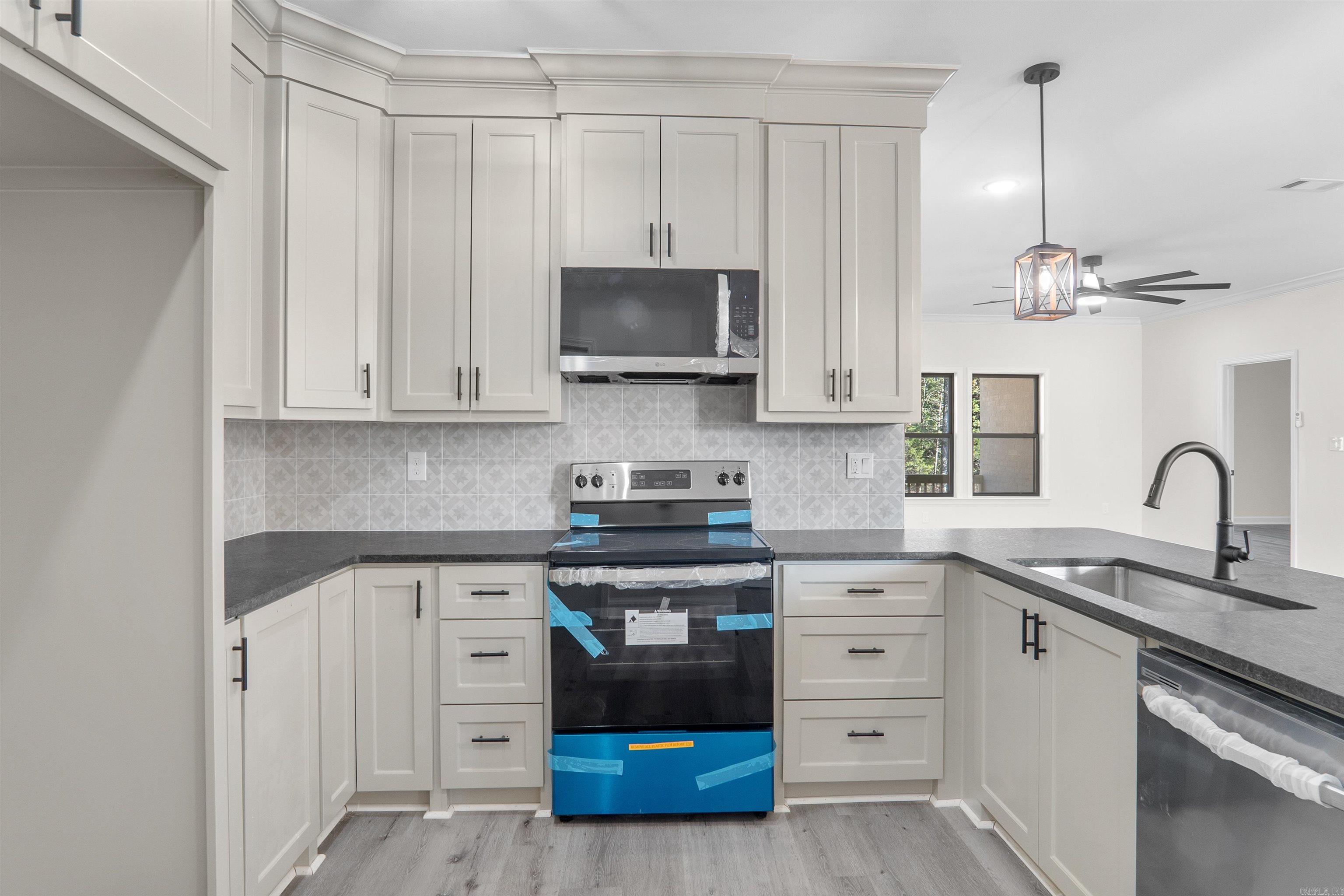 GEORGE'S CROSSING SUBDIVISION PH - Residential