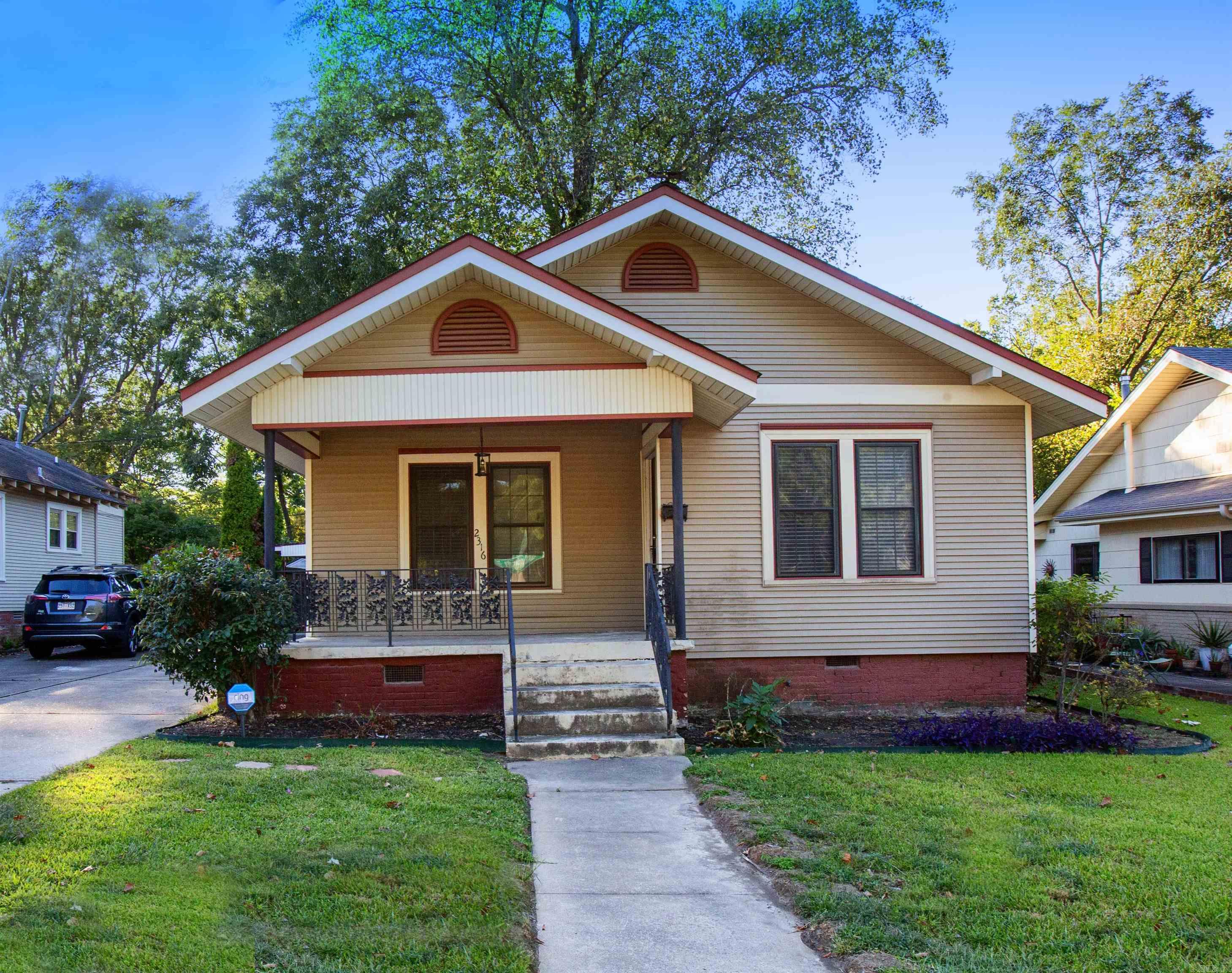 Altheimer - Residential Lease