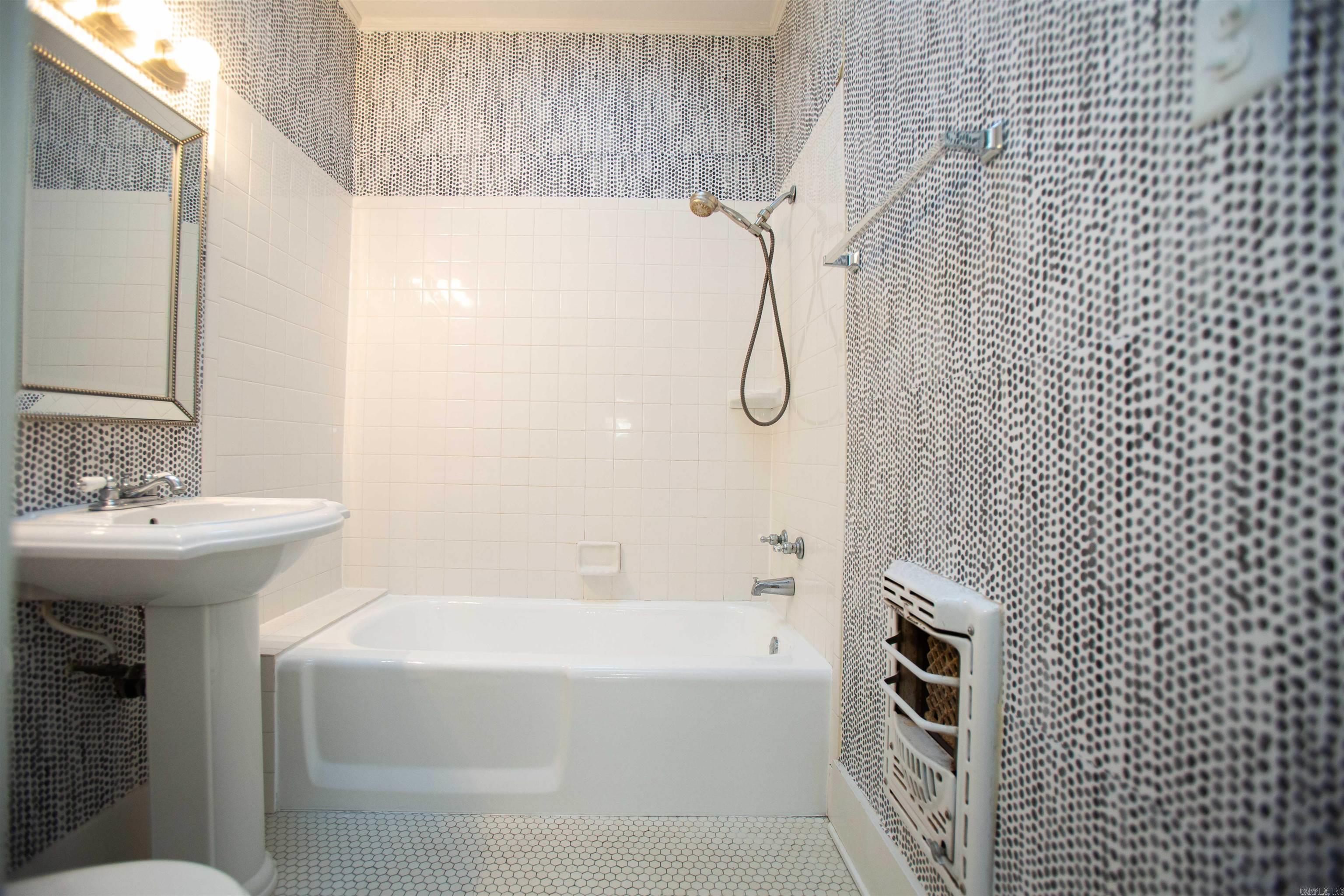 Altheimer - Residential Lease