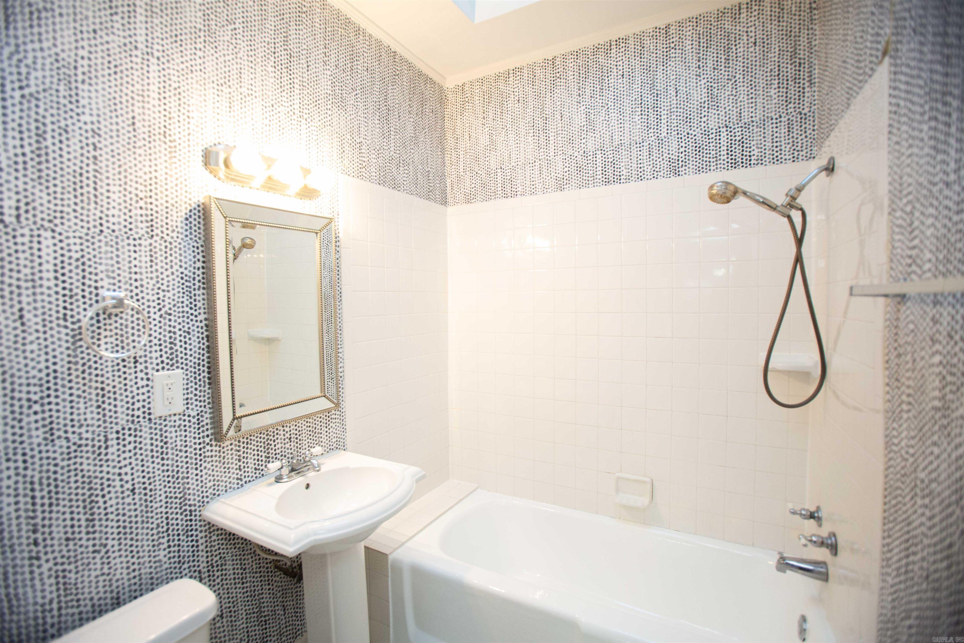 Altheimer - Residential Lease