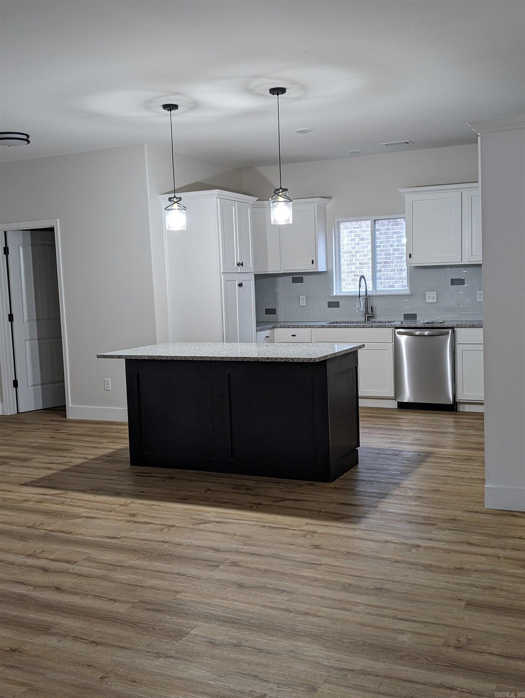 OT HICKS & REYNOLDS - Residential