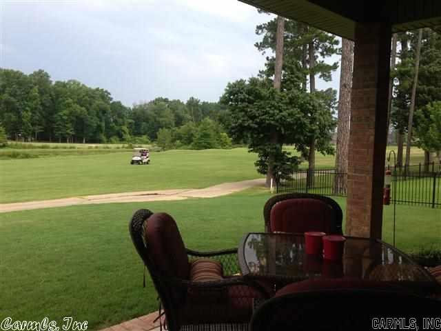 COUNTRY CLUB OF ARK THE - Residential Lease