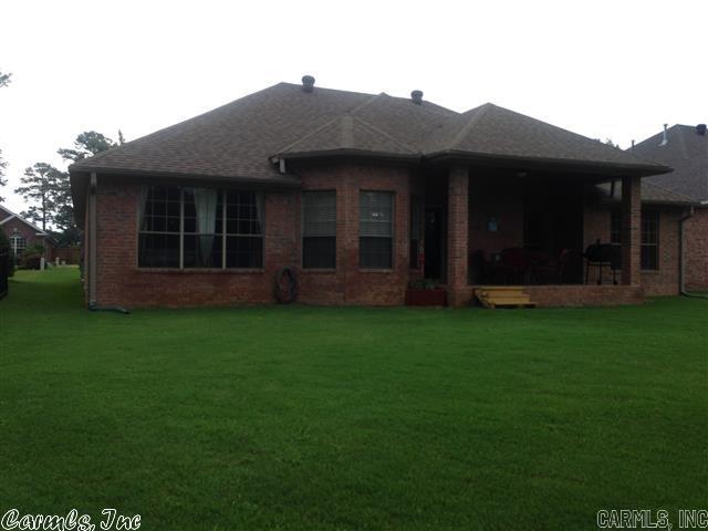 COUNTRY CLUB OF ARK THE - Residential Lease