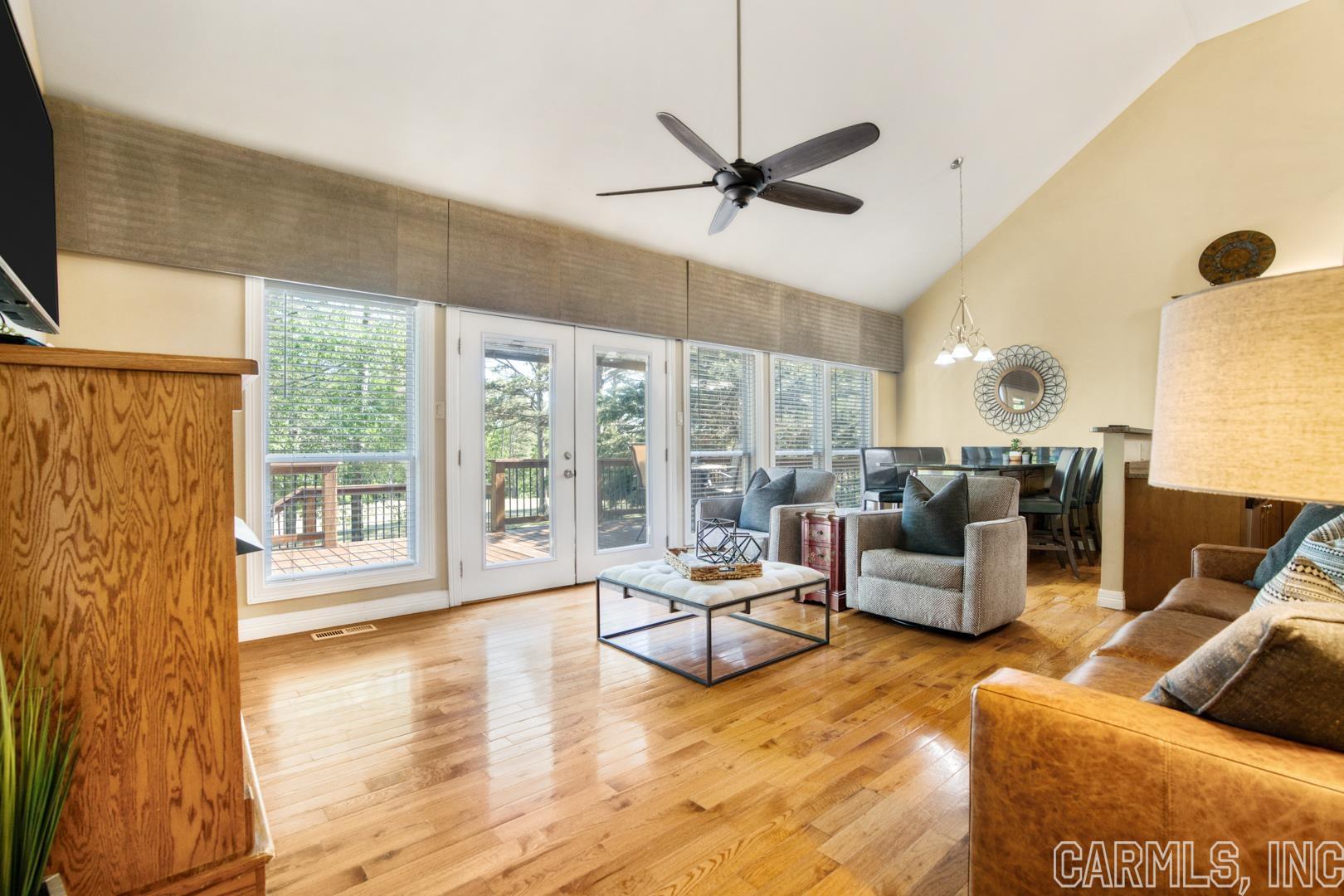 MOUNTAIN RANCH - Residential