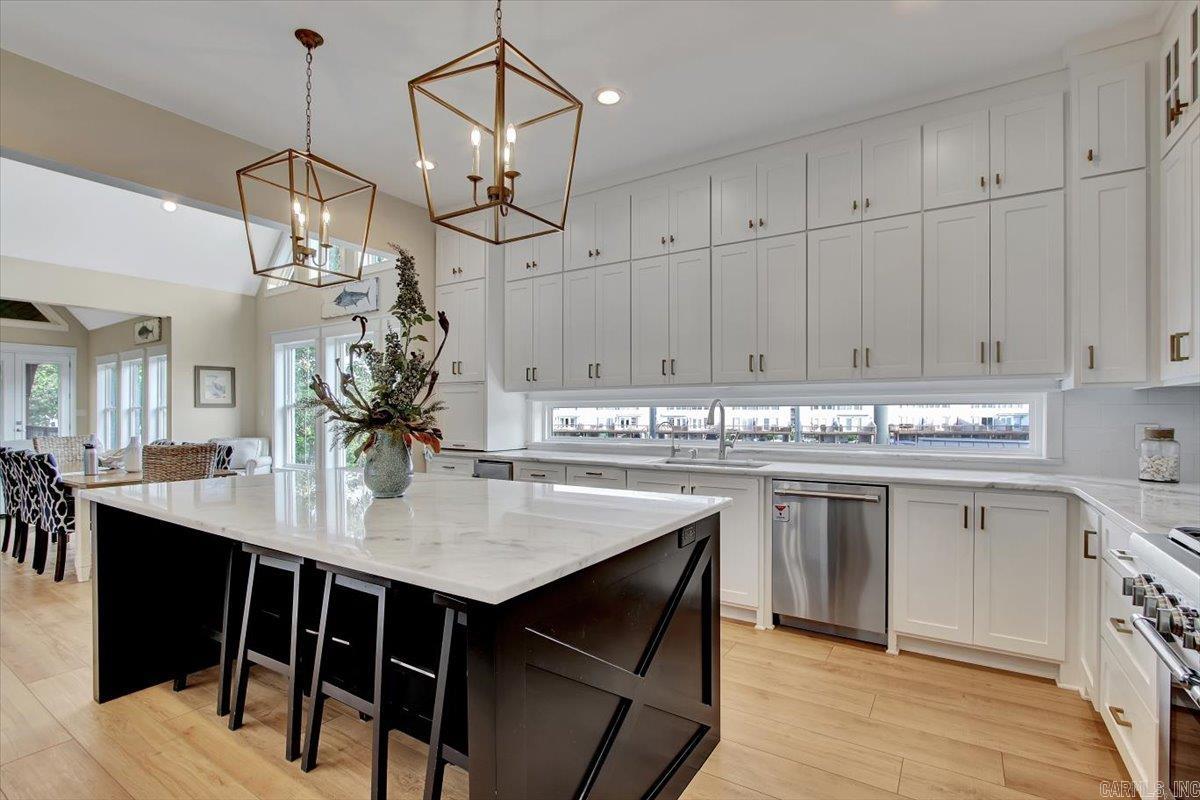 WATERS EDGE - Residential