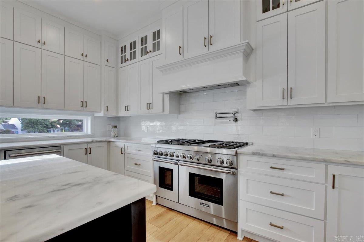 WATERS EDGE - Residential