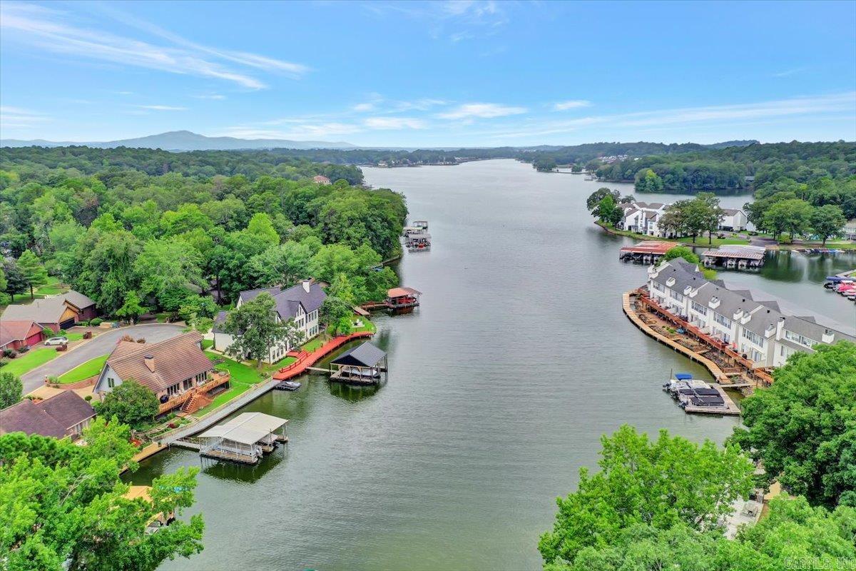 WATERS EDGE - Residential