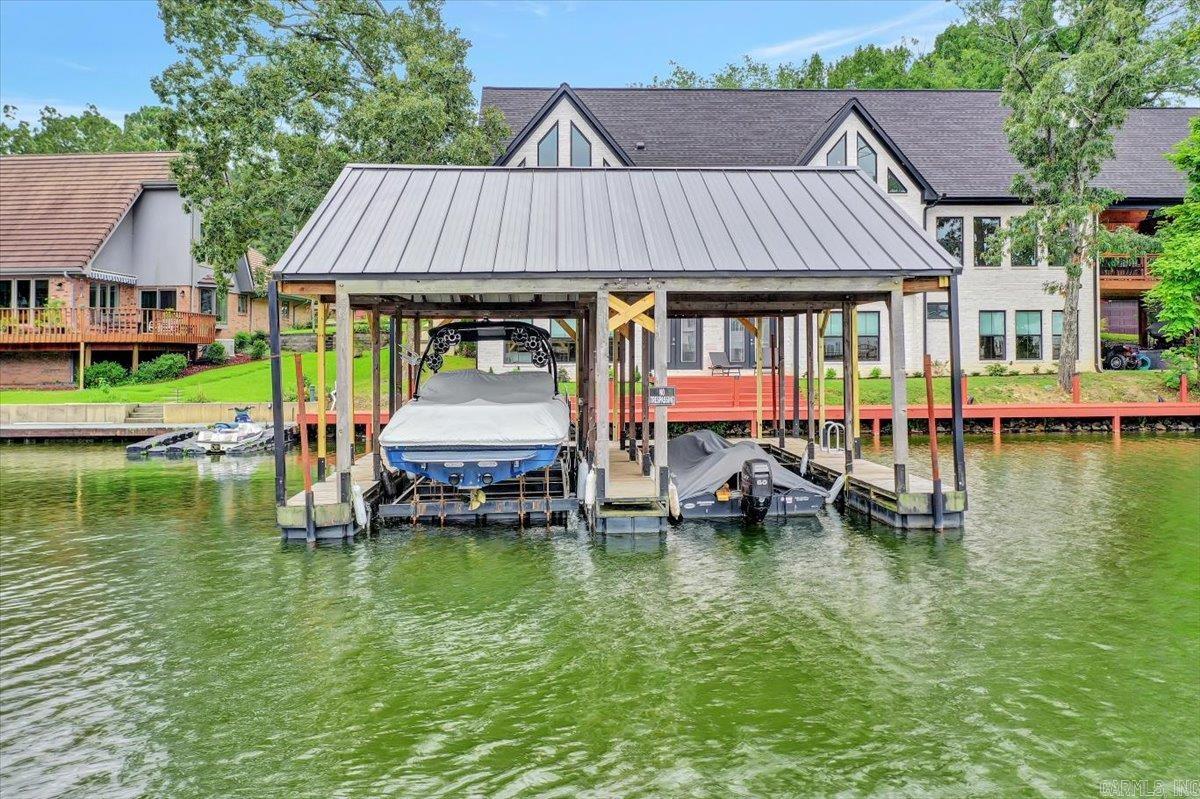 WATERS EDGE - Residential