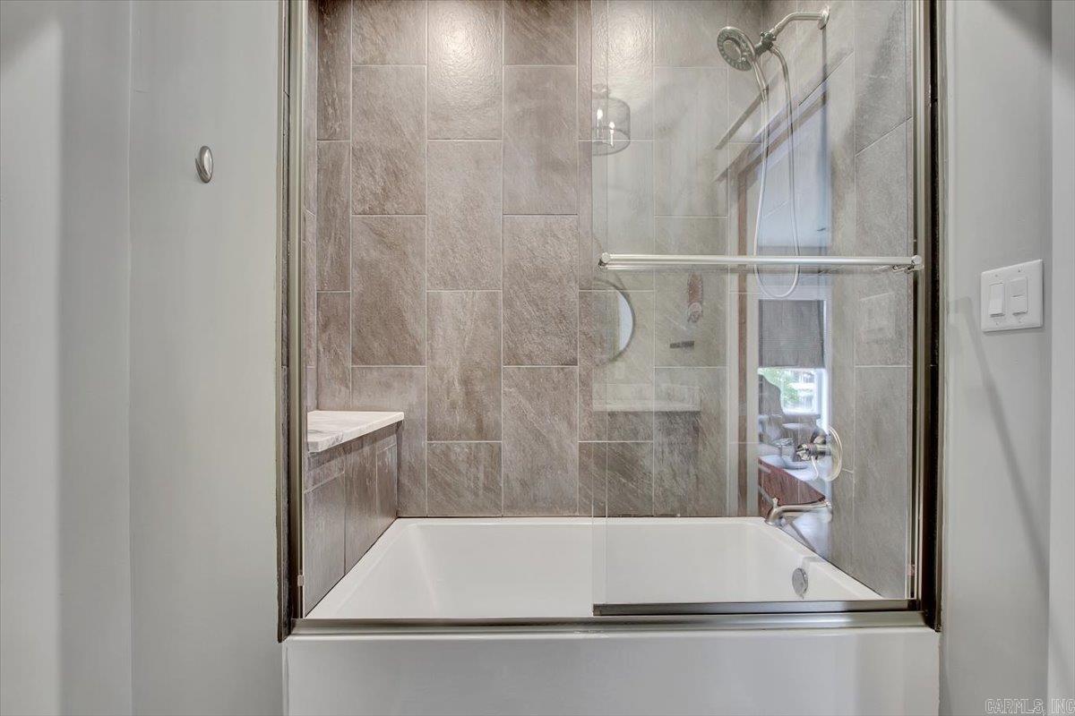 WATERS EDGE - Residential