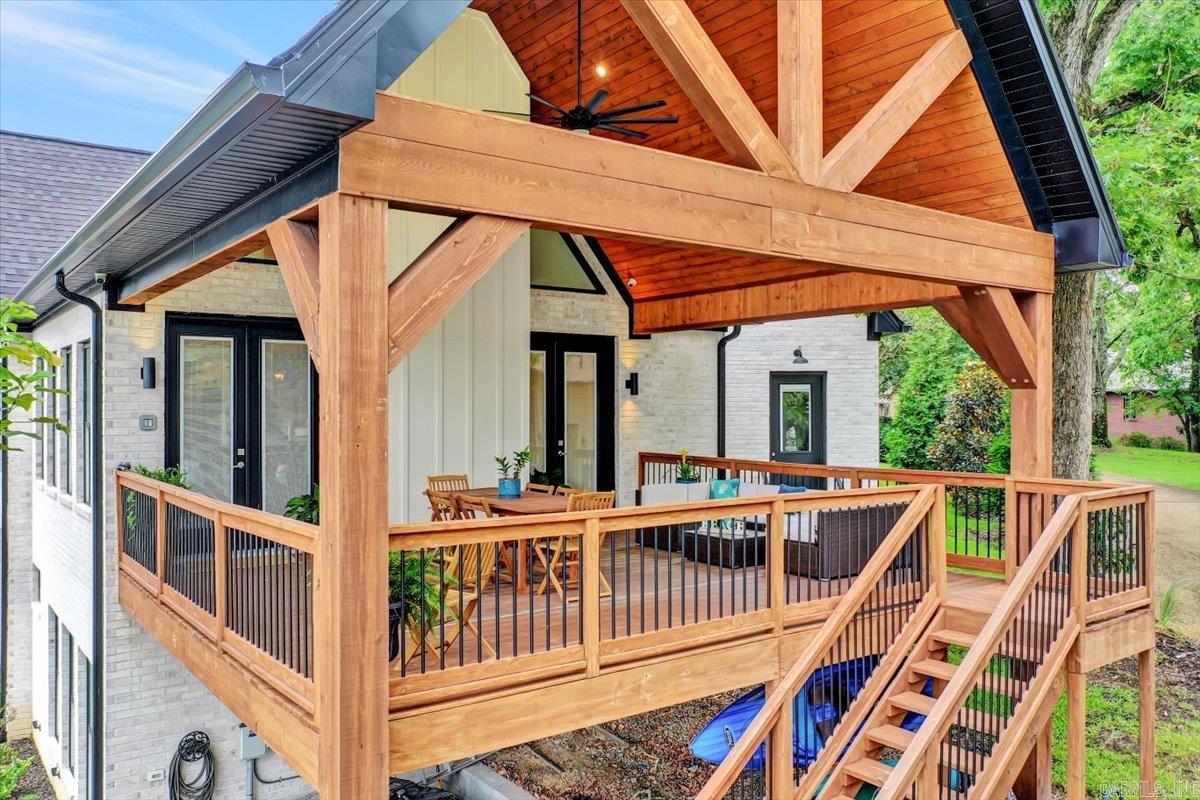 WATERS EDGE - Residential