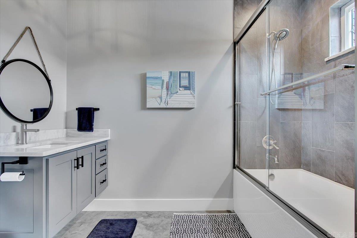 WATERS EDGE - Residential