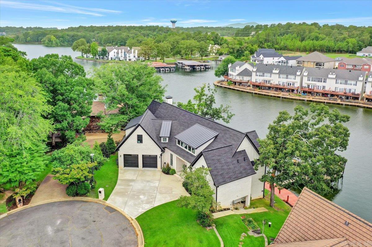 WATERS EDGE - Residential