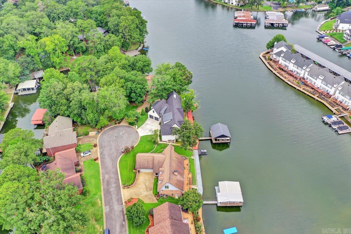 WATERS EDGE - Residential