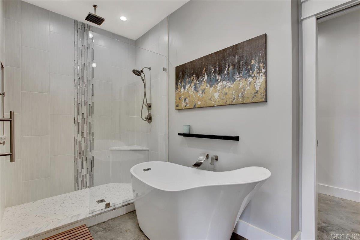 WATERS EDGE - Residential