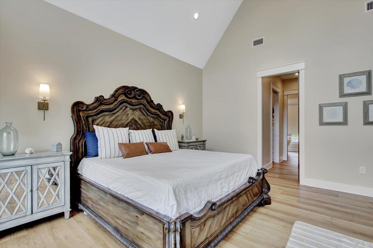 WATERS EDGE - Residential