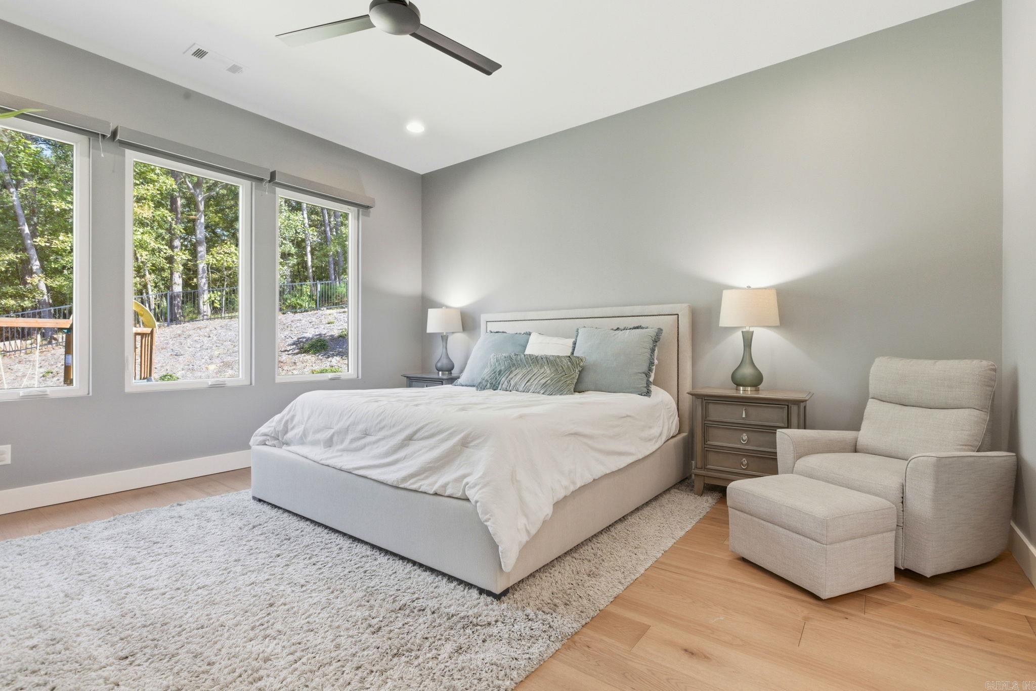 CHENAL VALLEY "FALSTONE COURT" - Residential