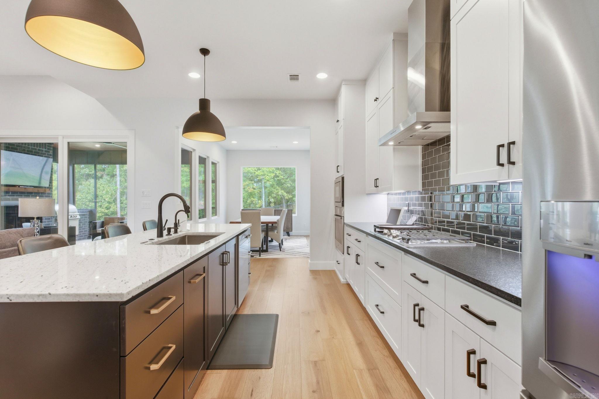 CHENAL VALLEY "FALSTONE COURT" - Residential