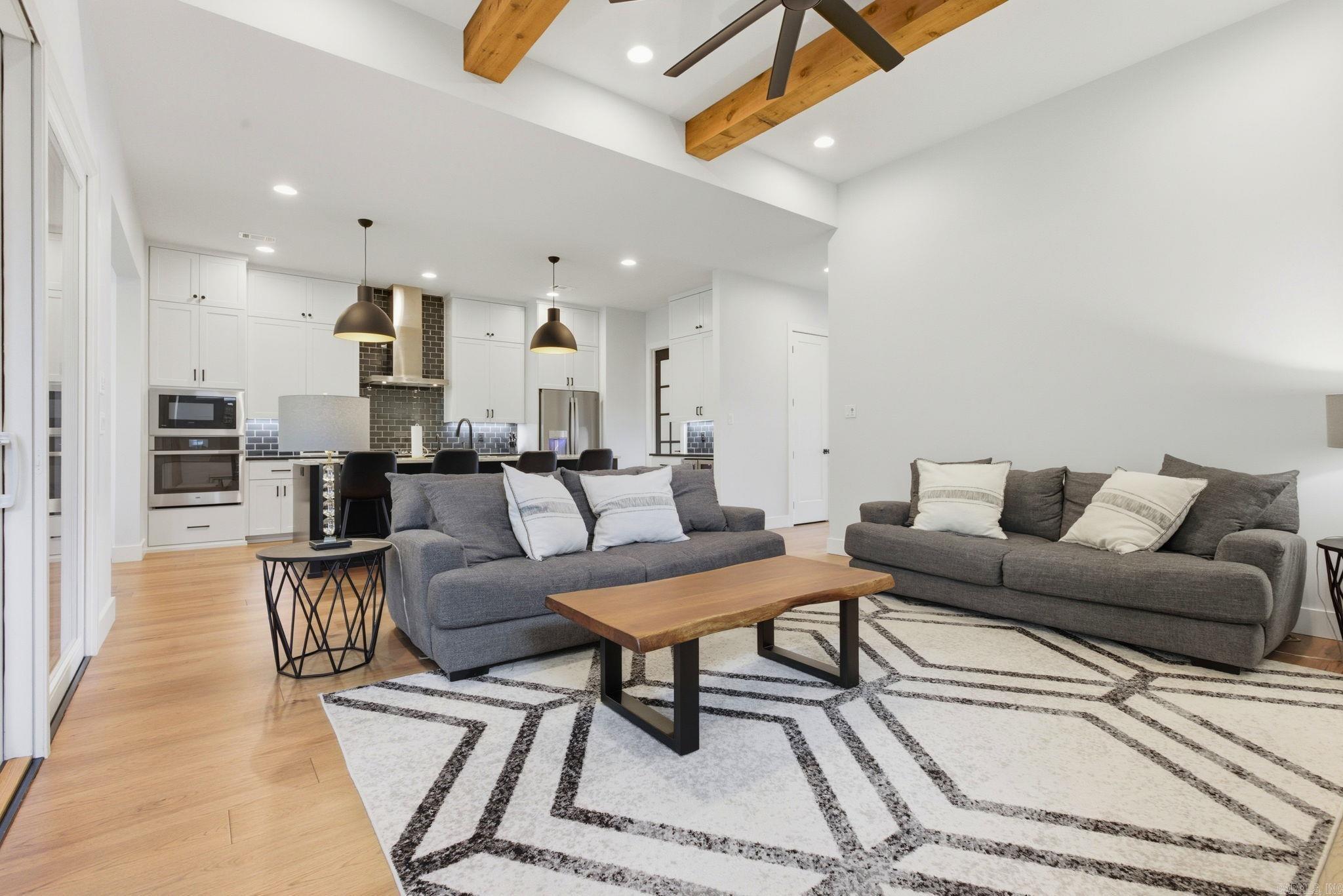 CHENAL VALLEY "FALSTONE COURT" - Residential