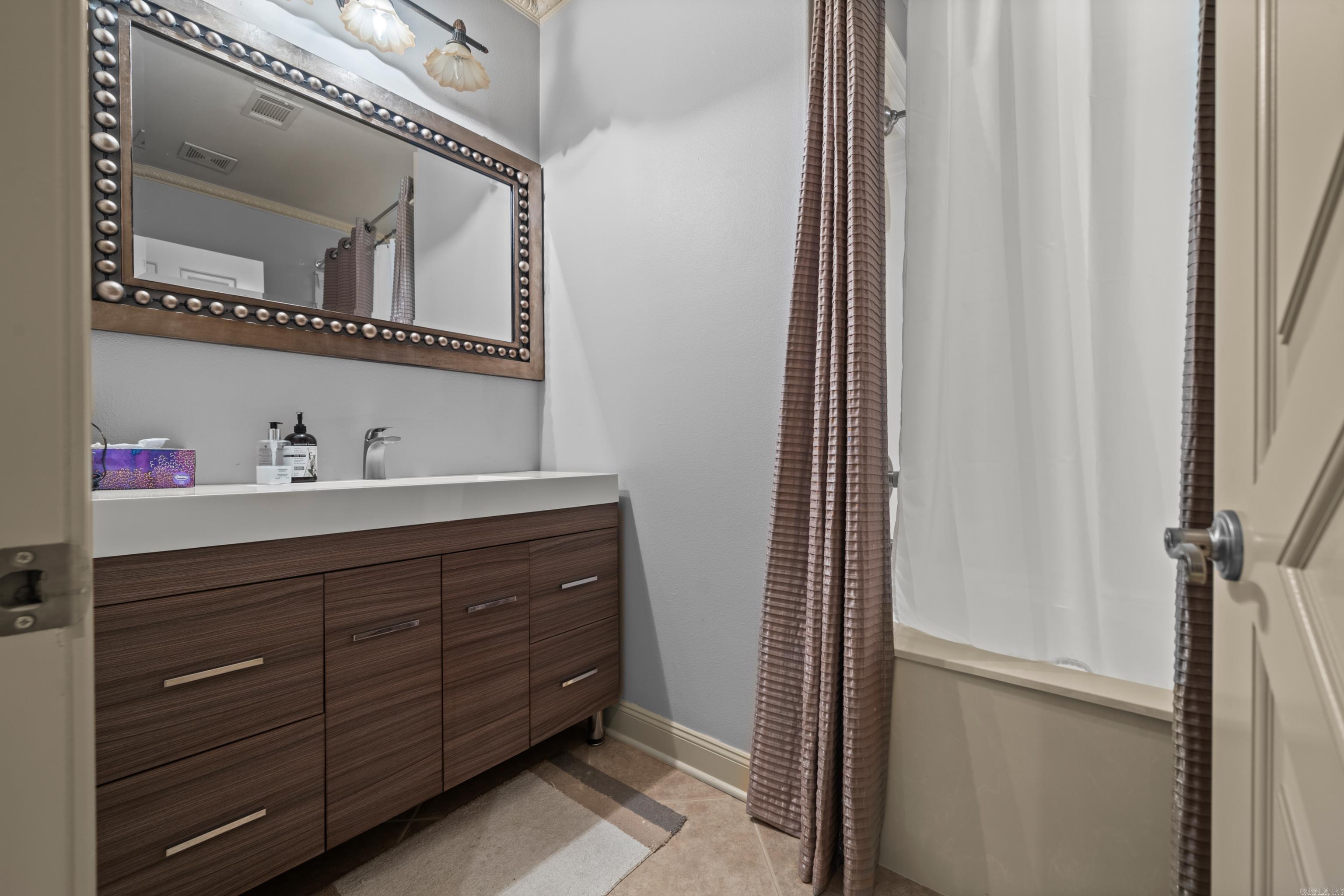 FIESTA BAY HPR - Residential
