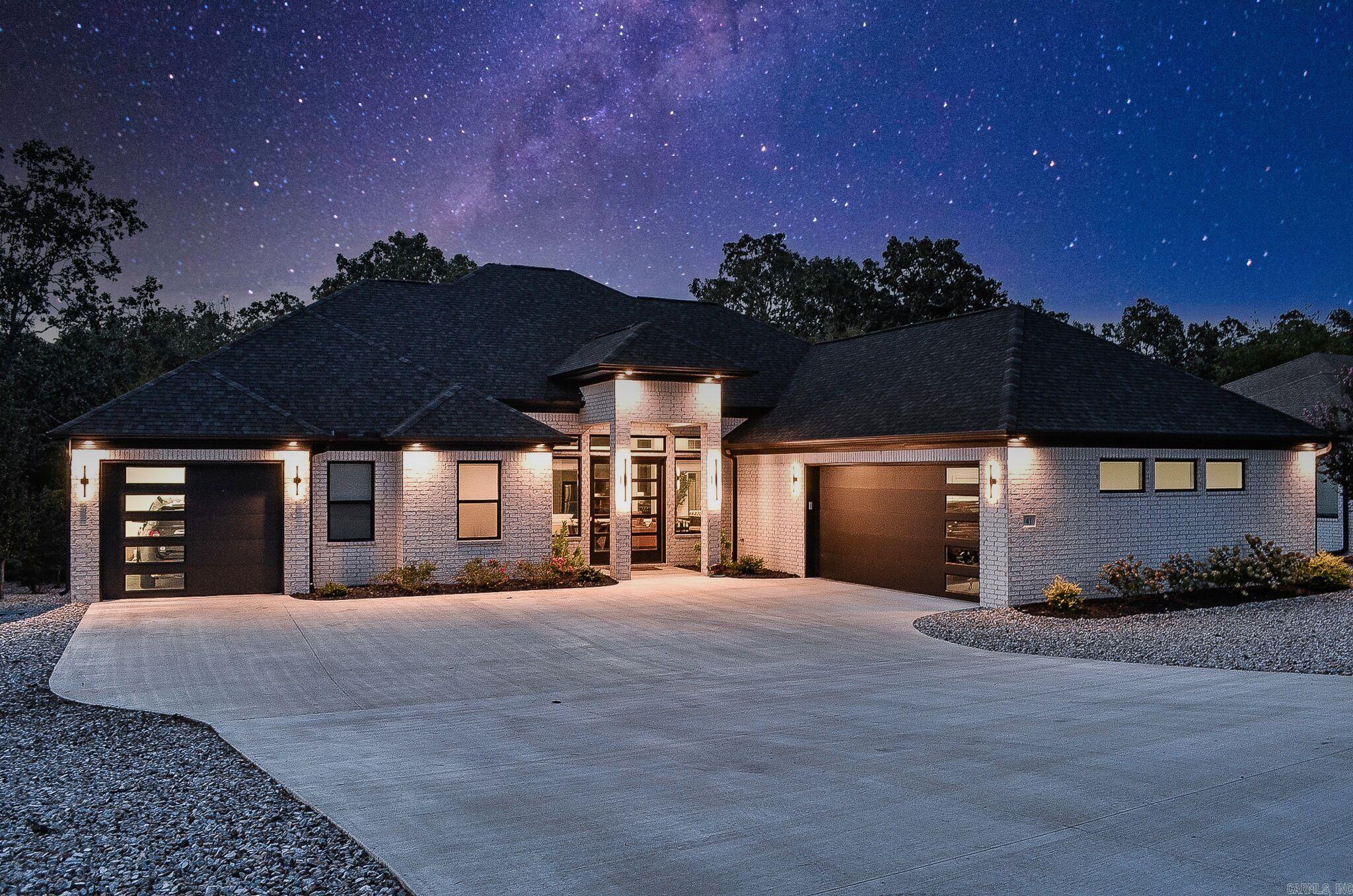 MARIA - Residential