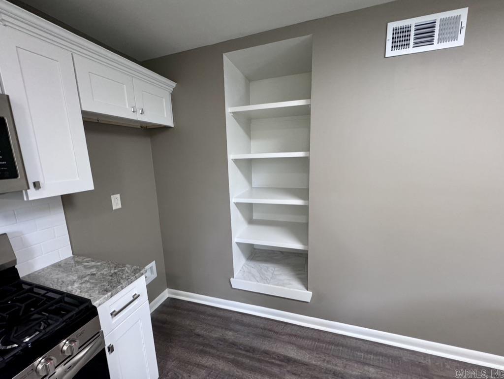 Broadmoor - Residential