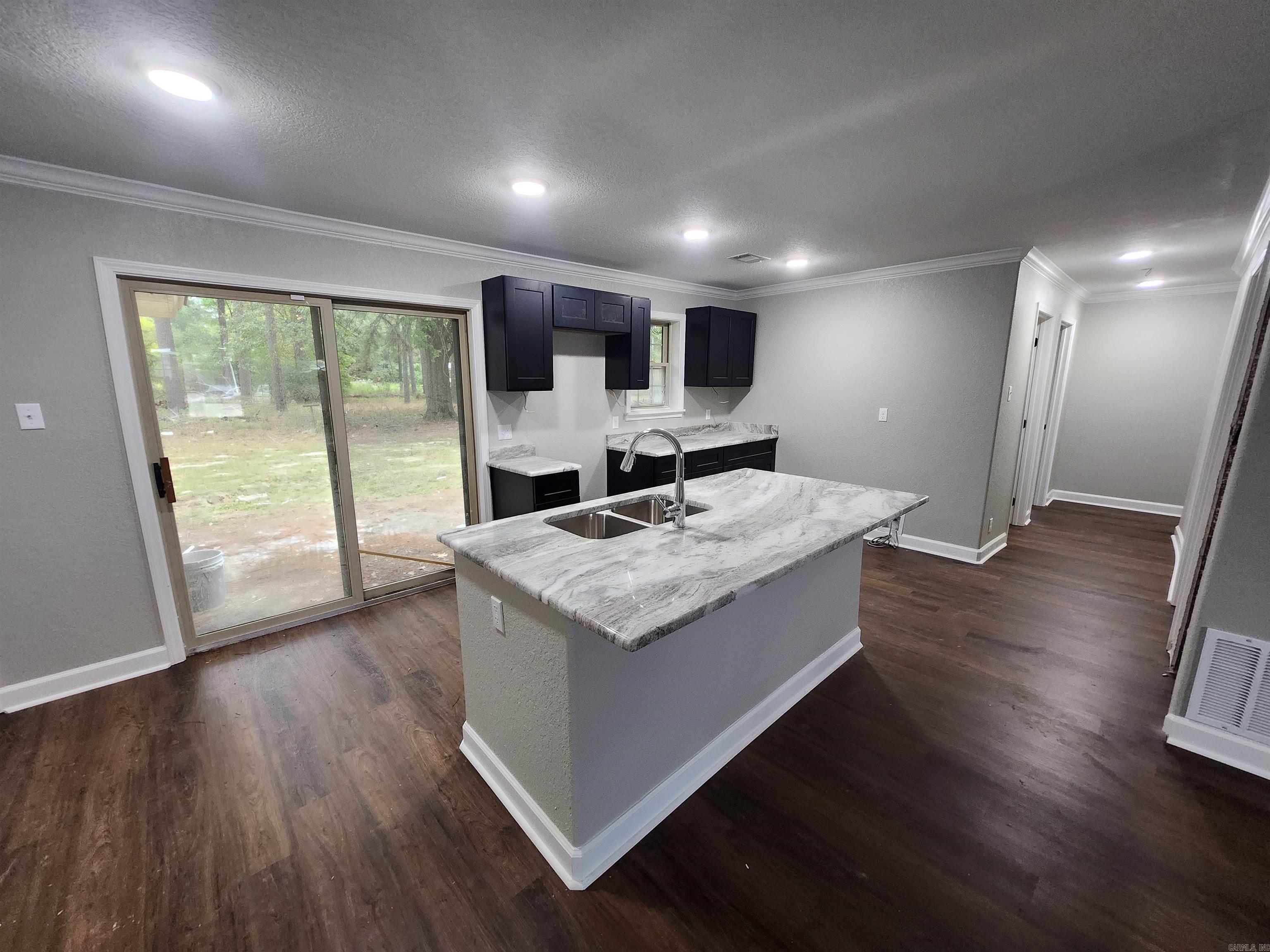 SENYARD FRED ADD - Residential