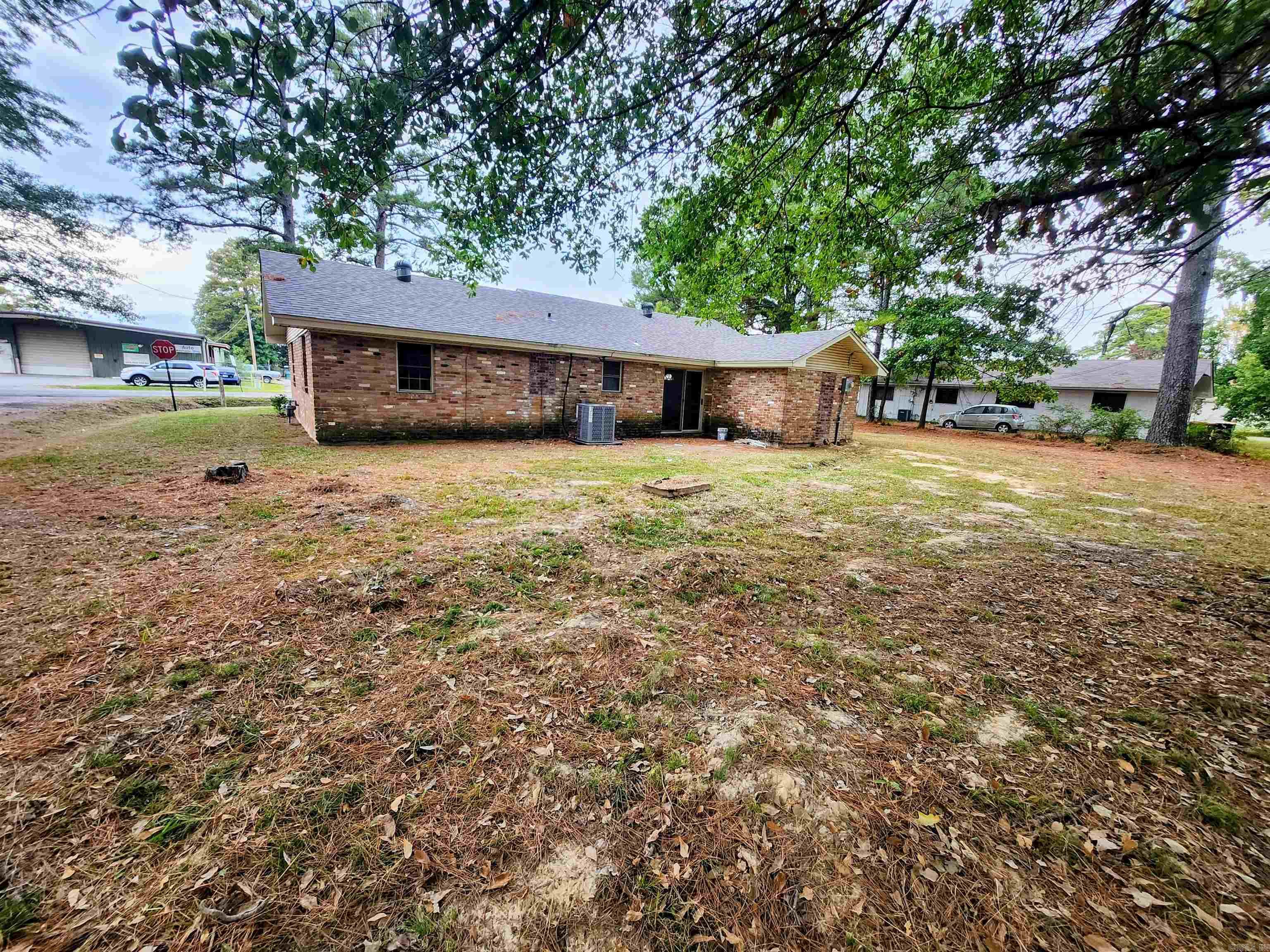 SENYARD FRED ADD - Residential