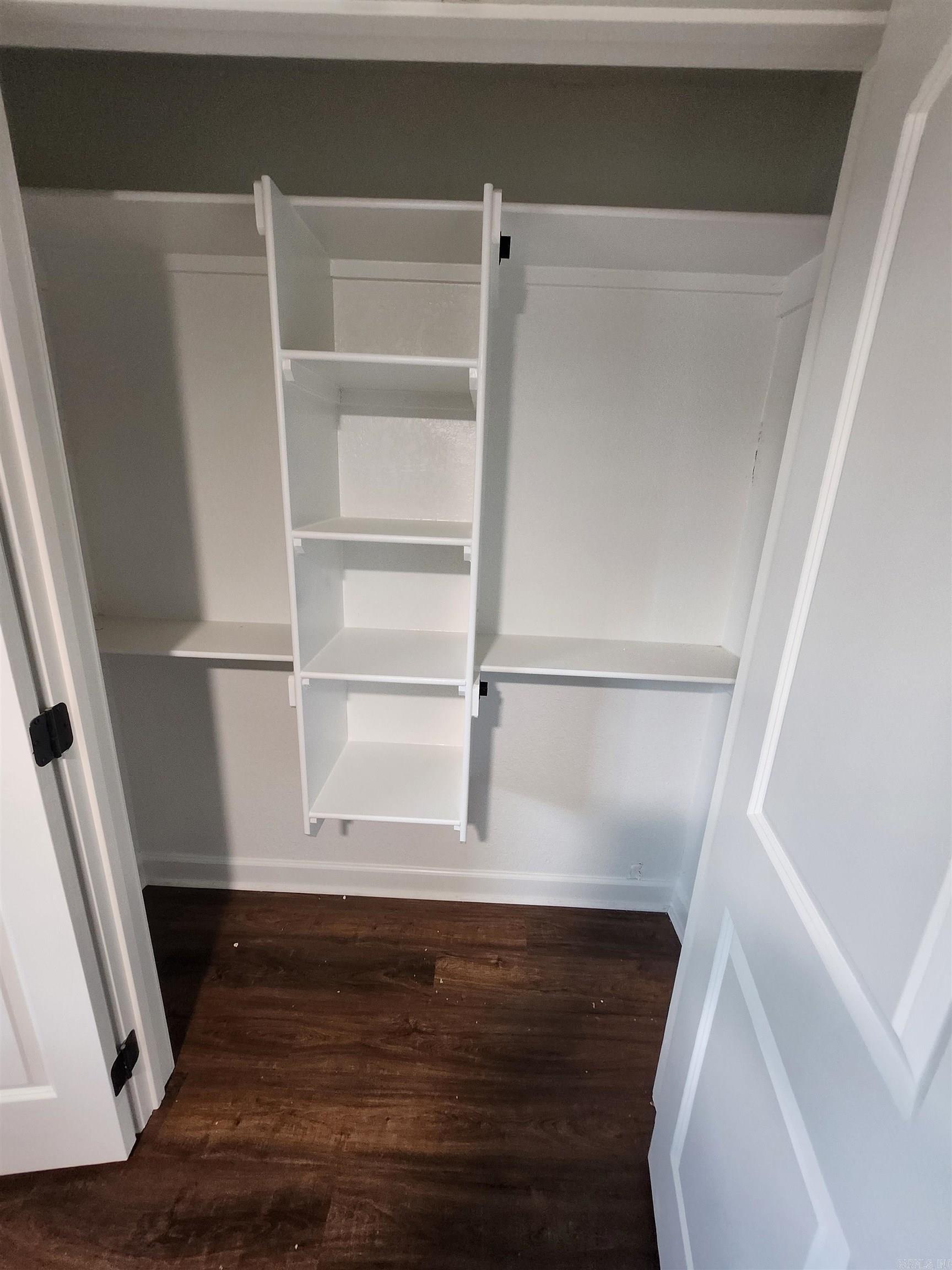 SENYARD FRED ADD - Residential