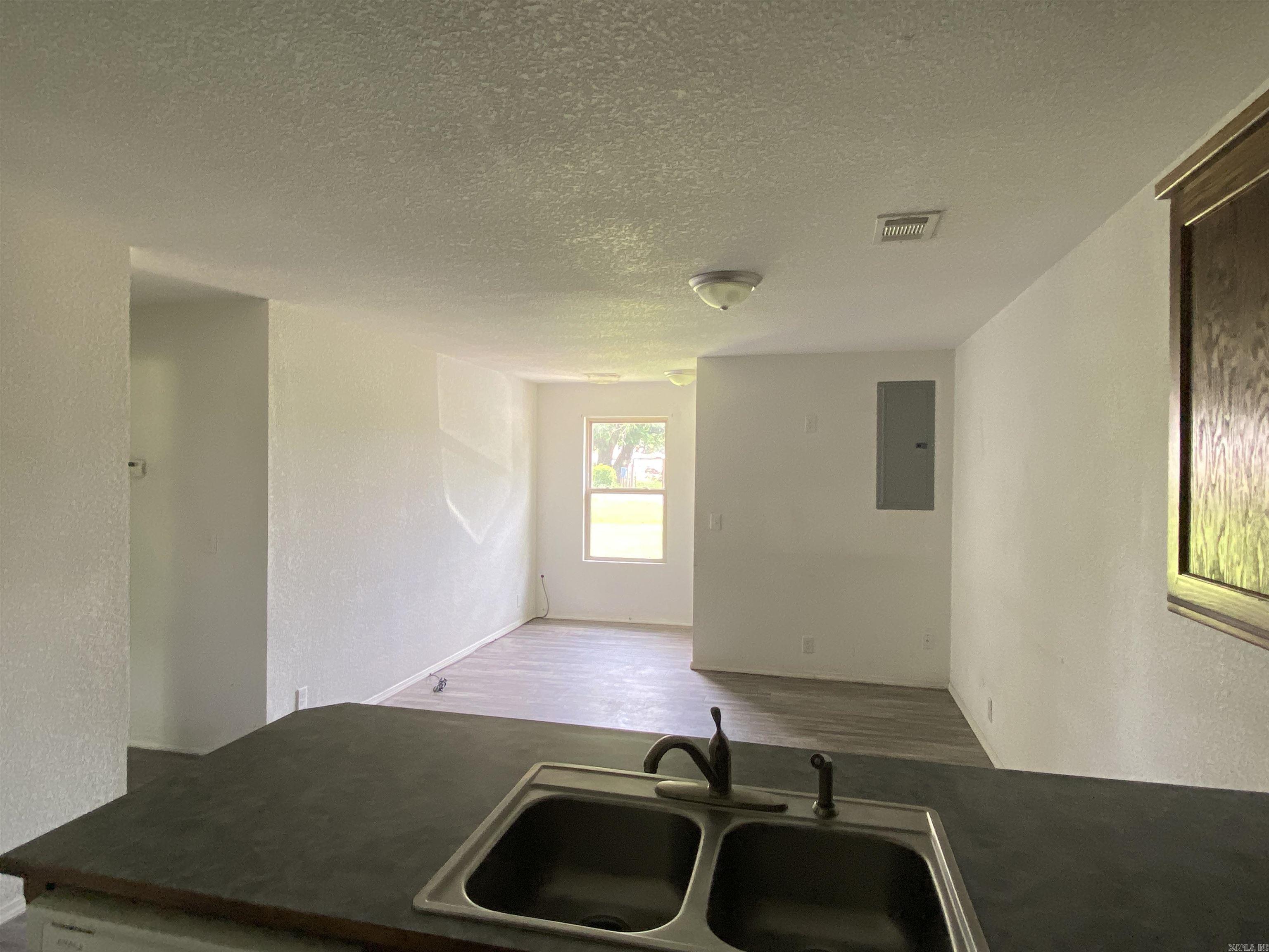 Metes & Bounds - Residential Income