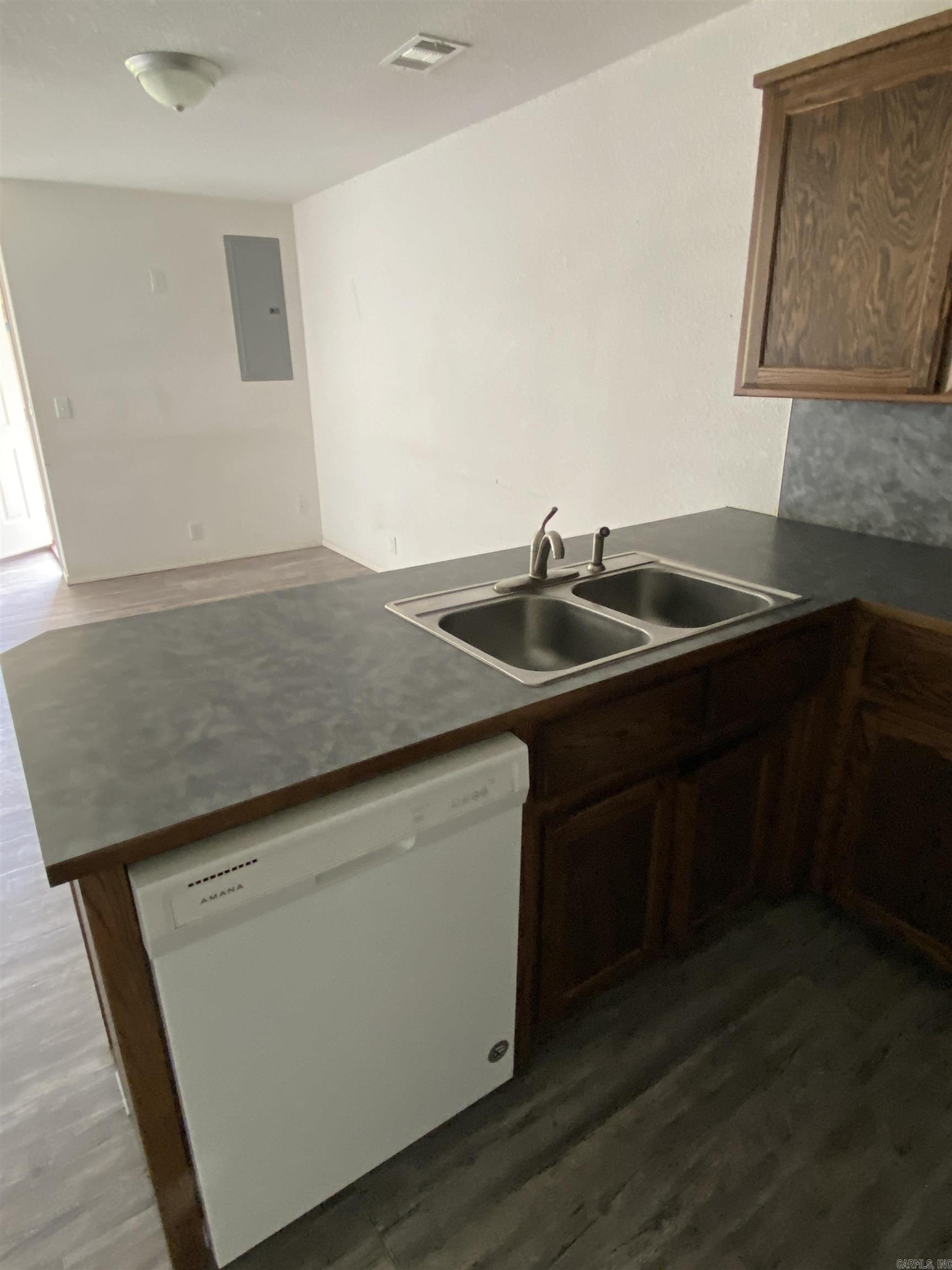 Metes & Bounds - Residential Income