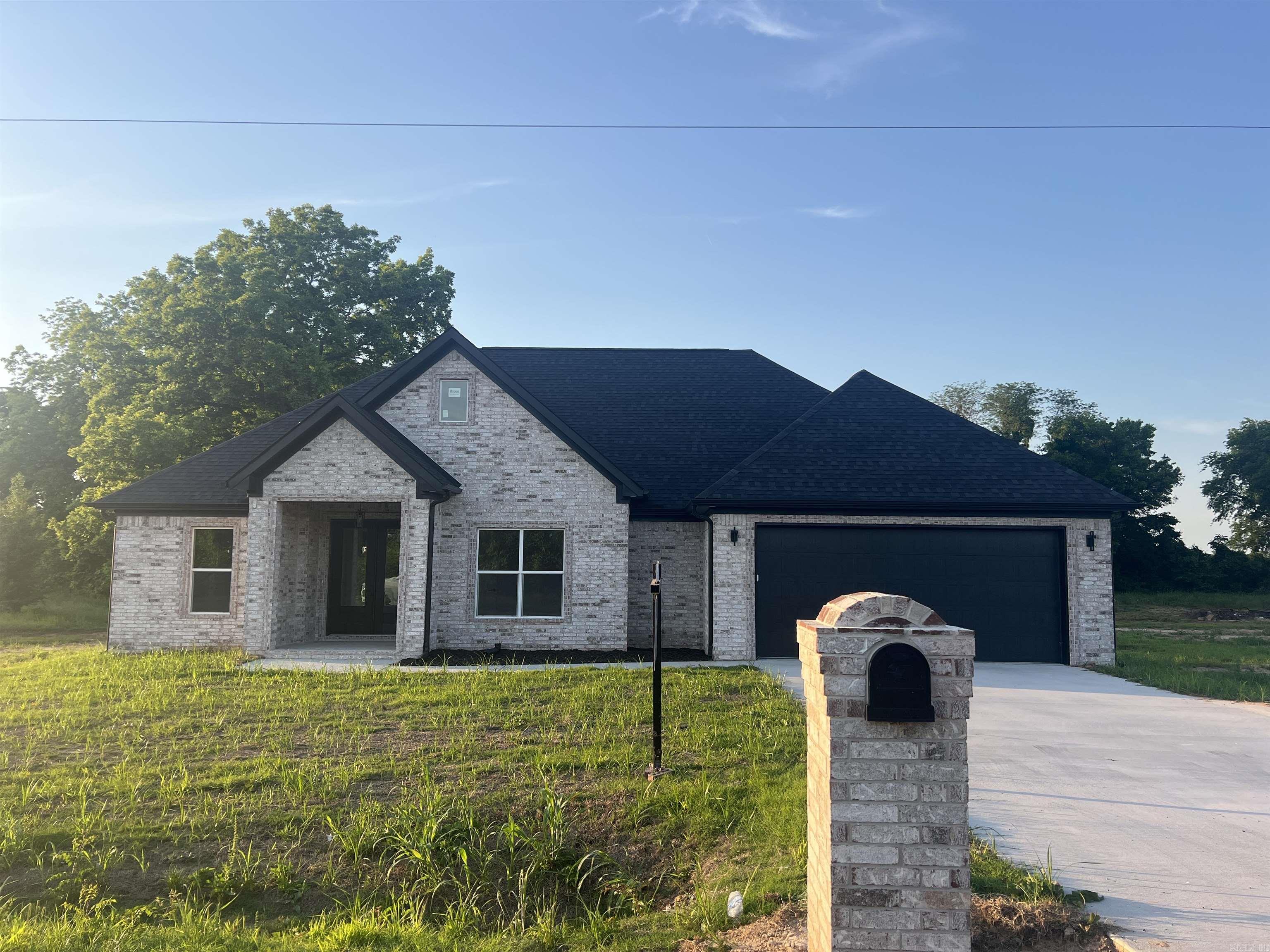 THE GROVE - Residential
