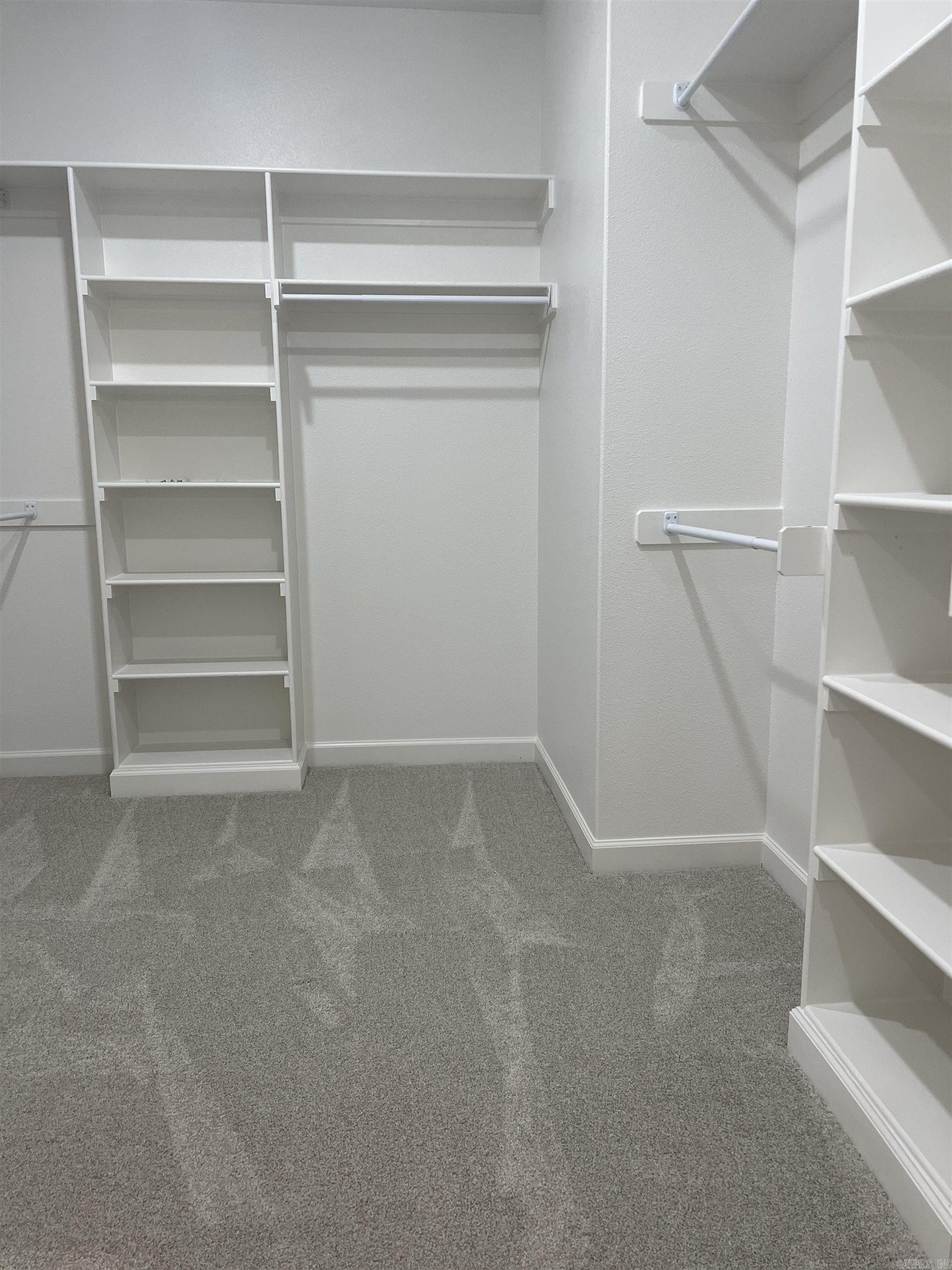 THE GROVE - Residential