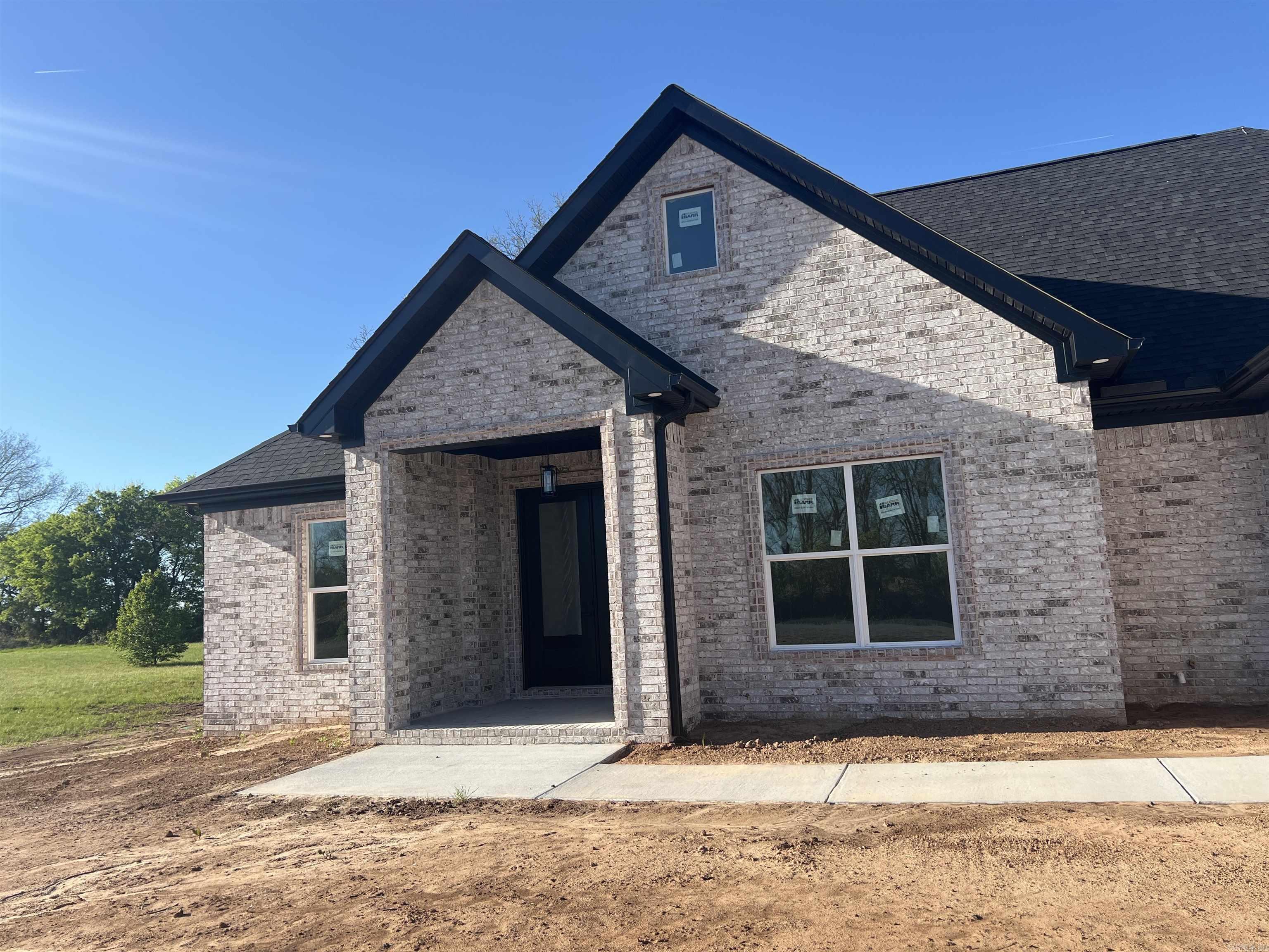 THE GROVE - Residential