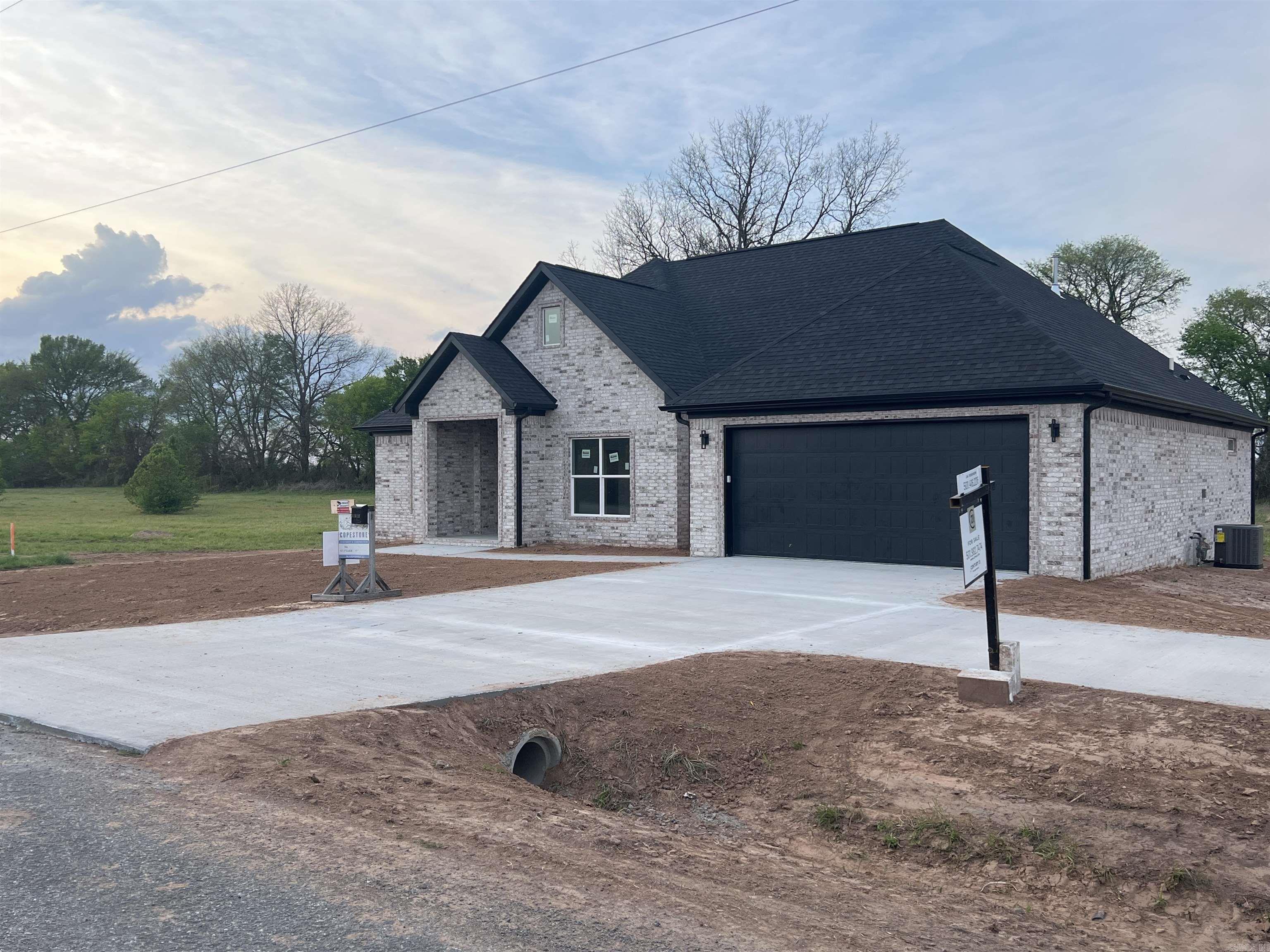 THE GROVE - Residential