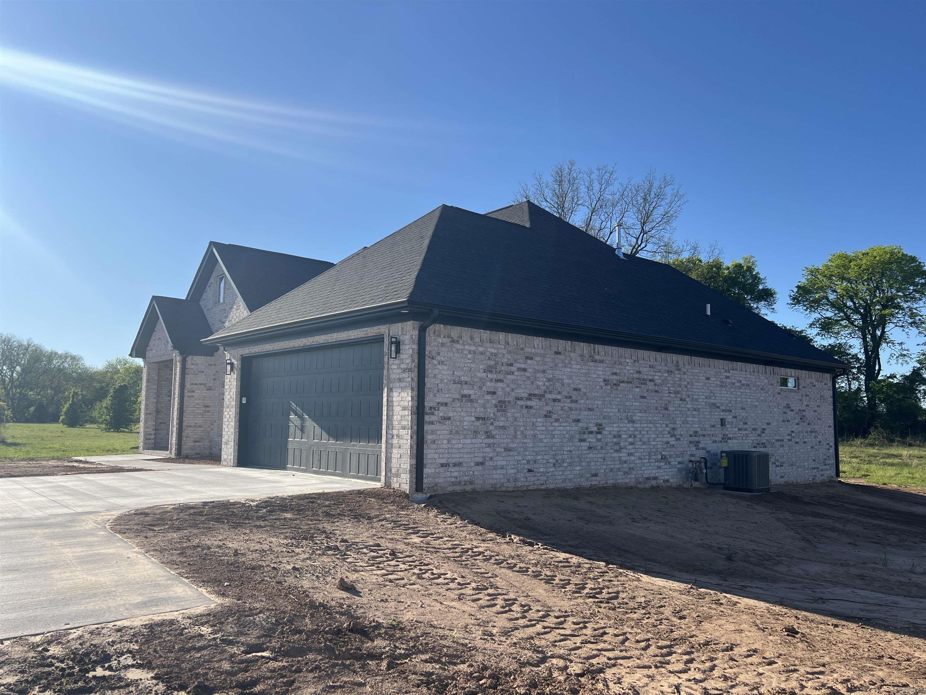 THE GROVE - Residential