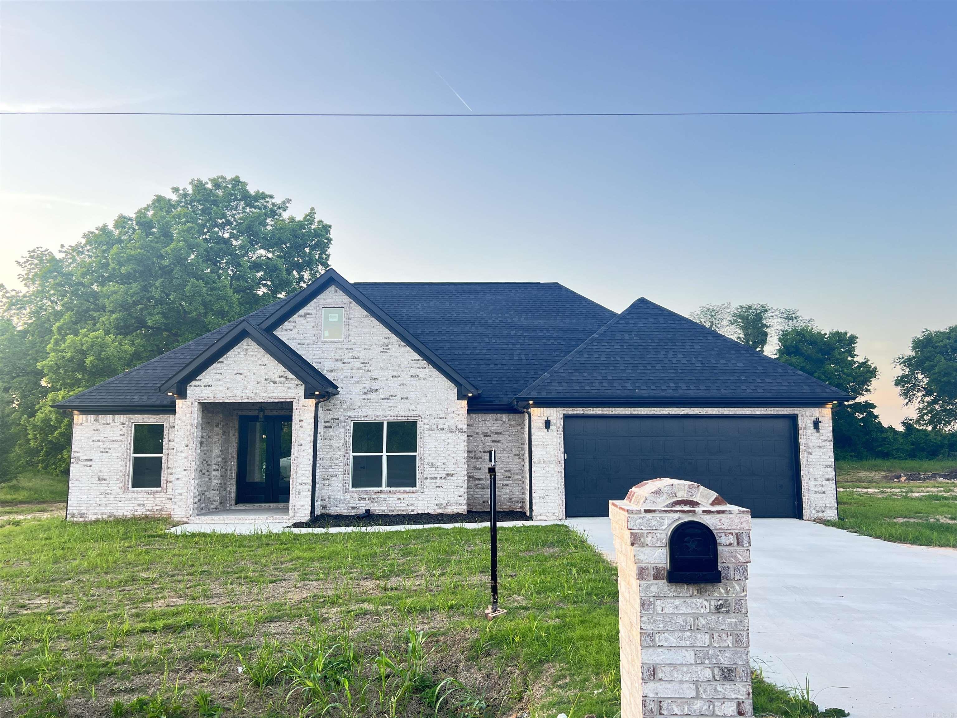 THE GROVE - Residential