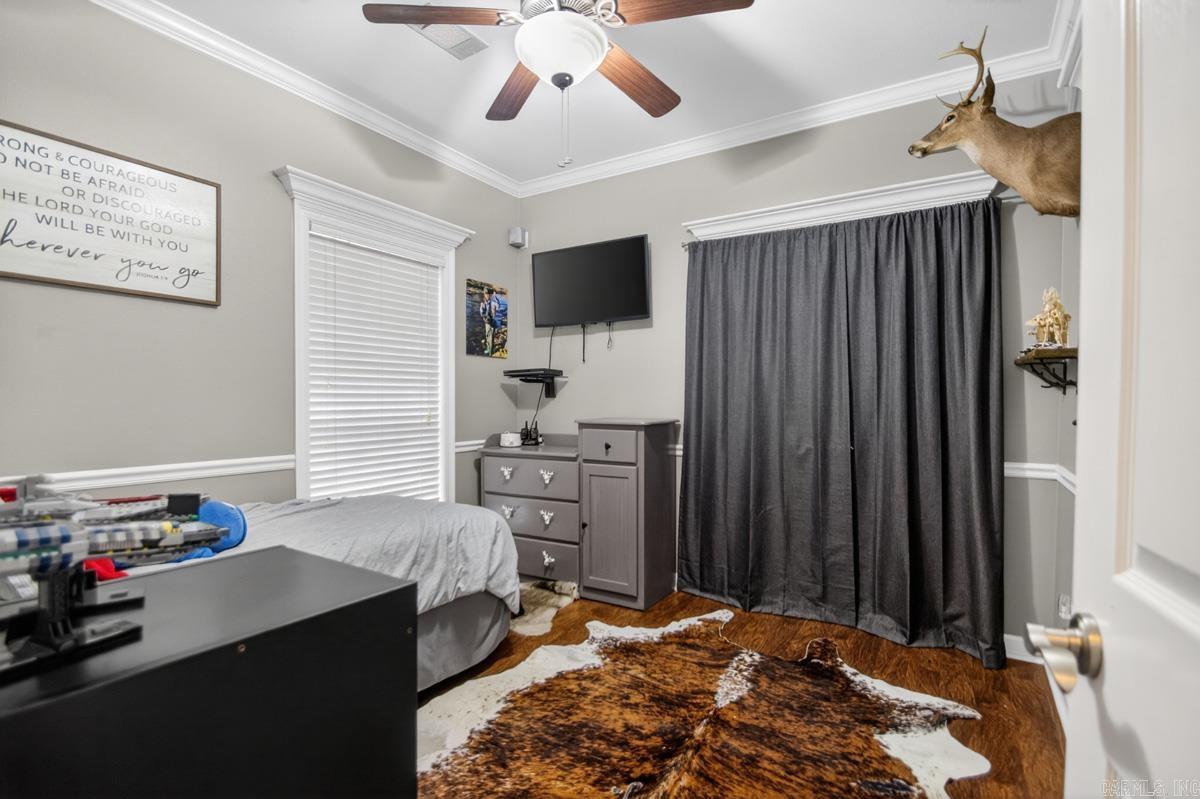THE VILLAGE @ HURRICANE LAKE - Residential