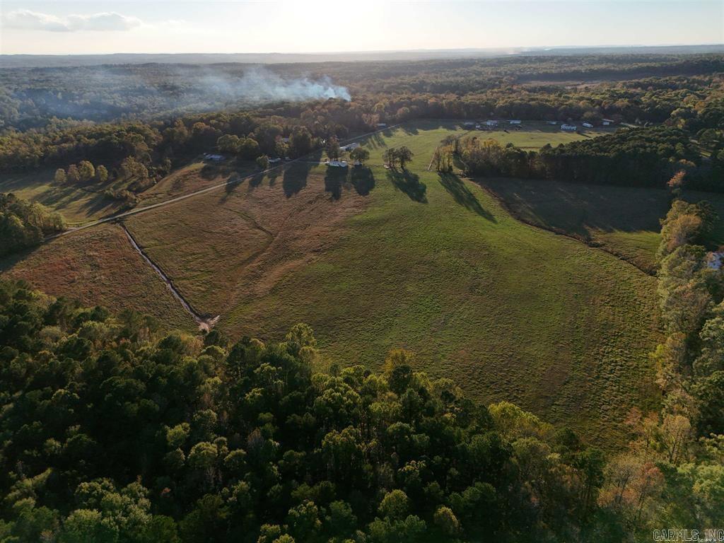 Alexander-Benton - Land