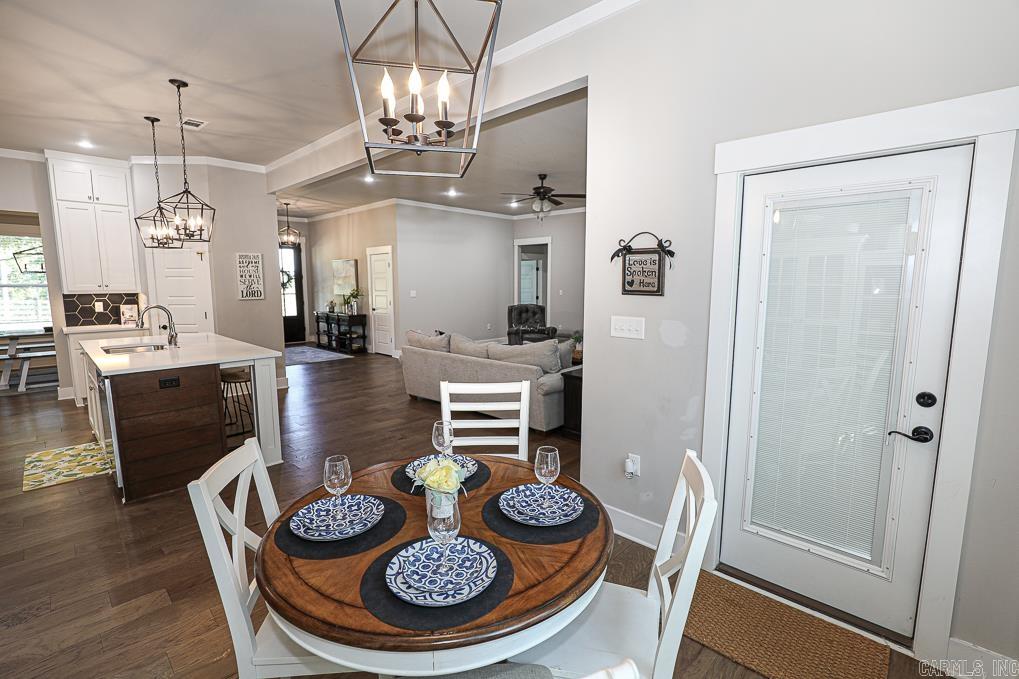 AVILLA HILLS - Residential