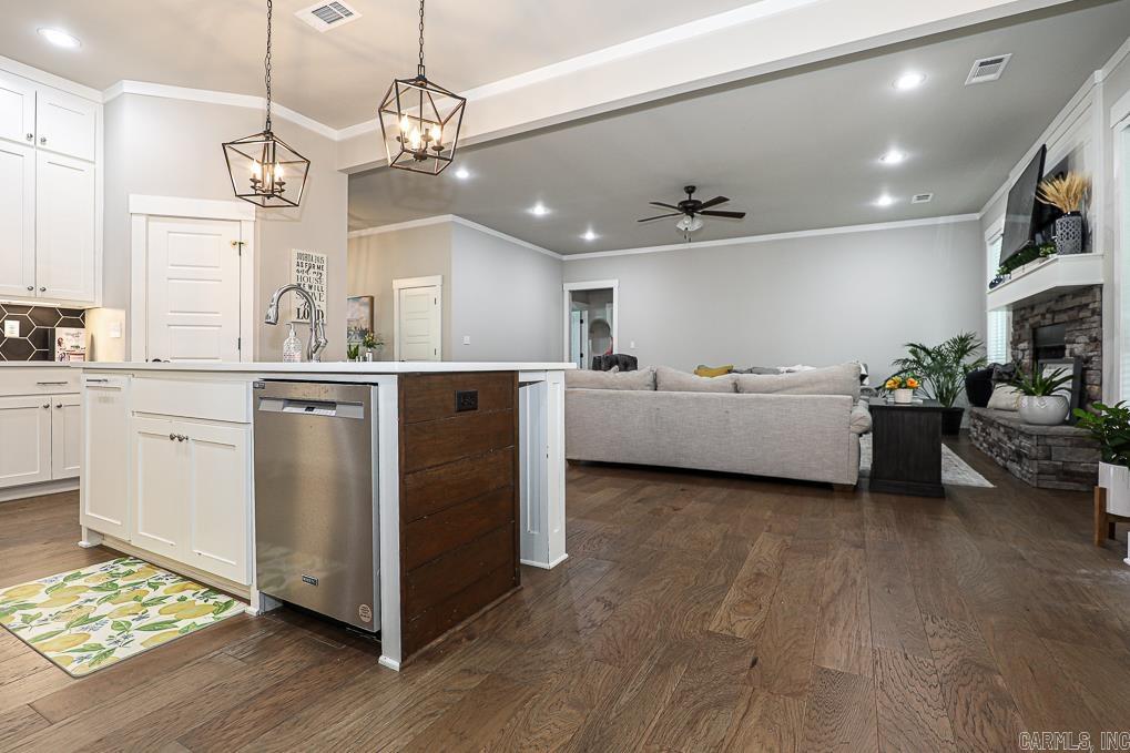 AVILLA HILLS - Residential